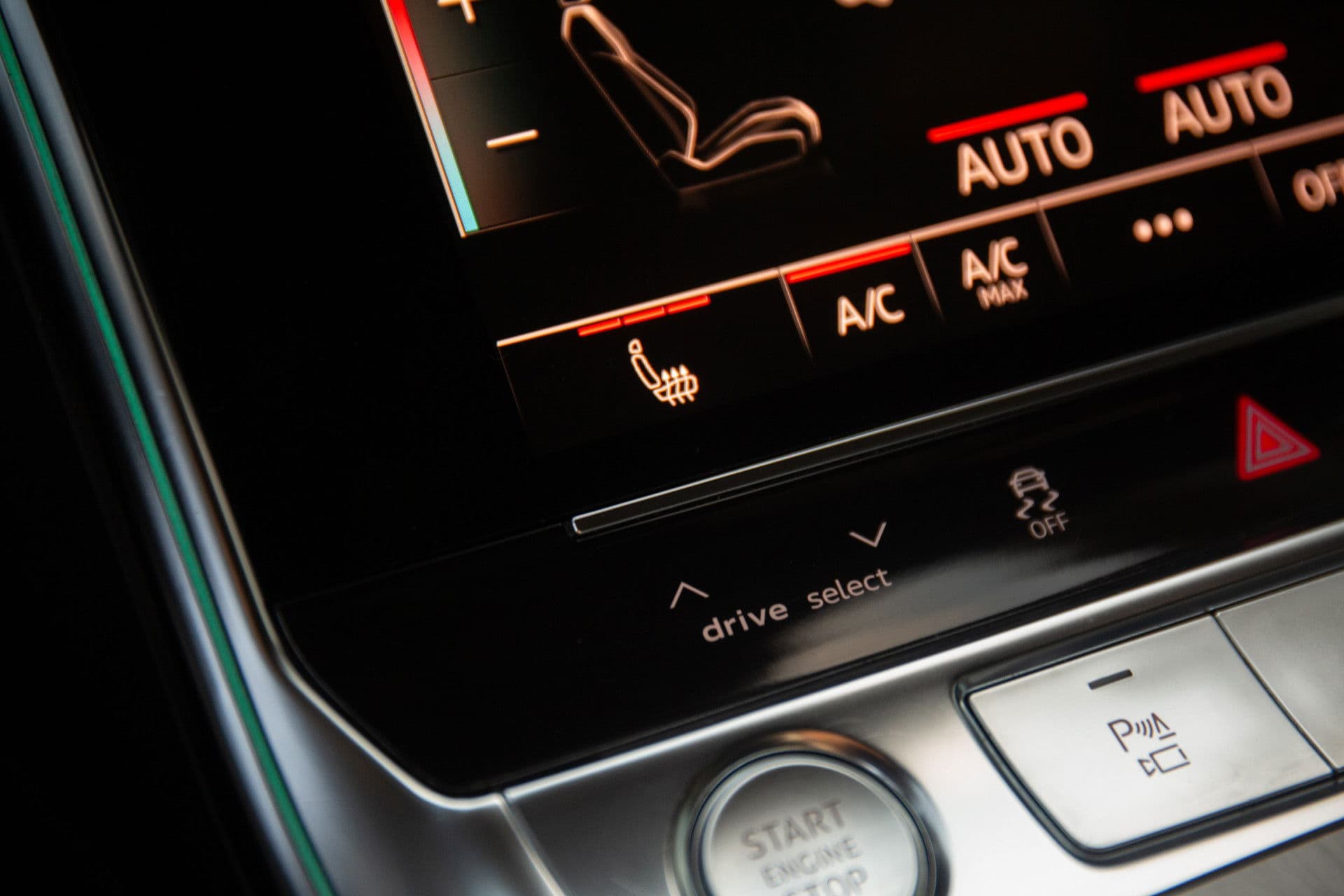 Audi A6 Avant 50 TDI quattro Design Pro Line Plus , Luchtvering, Trekhaak, Panoramadak, 3D-camera thumbnail 21