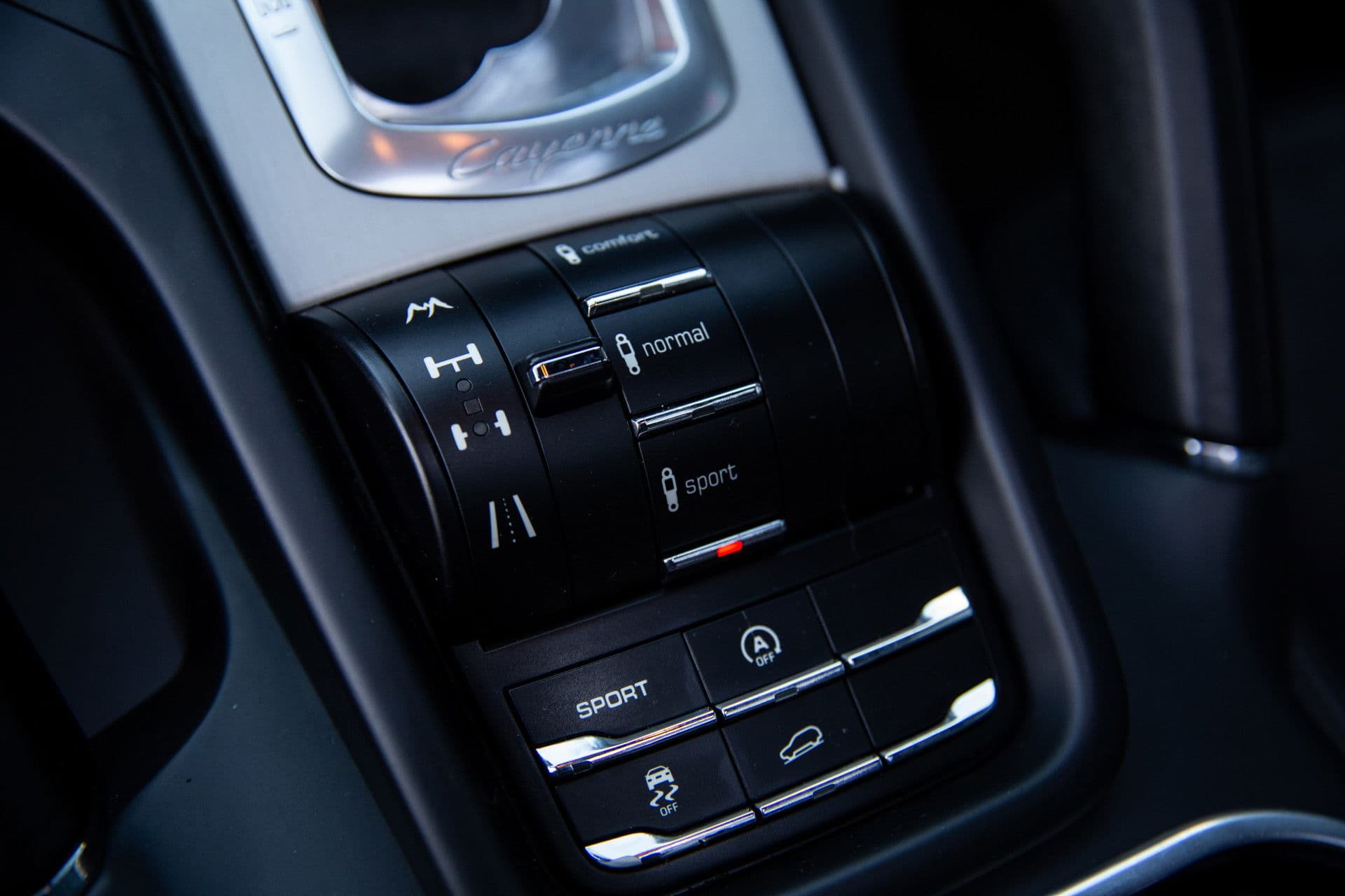 Porsche Cayenne 4.8 GTS , Panoramadak, Cruise control, Memory-seat, Achteruitrijcamera thumbnail 22