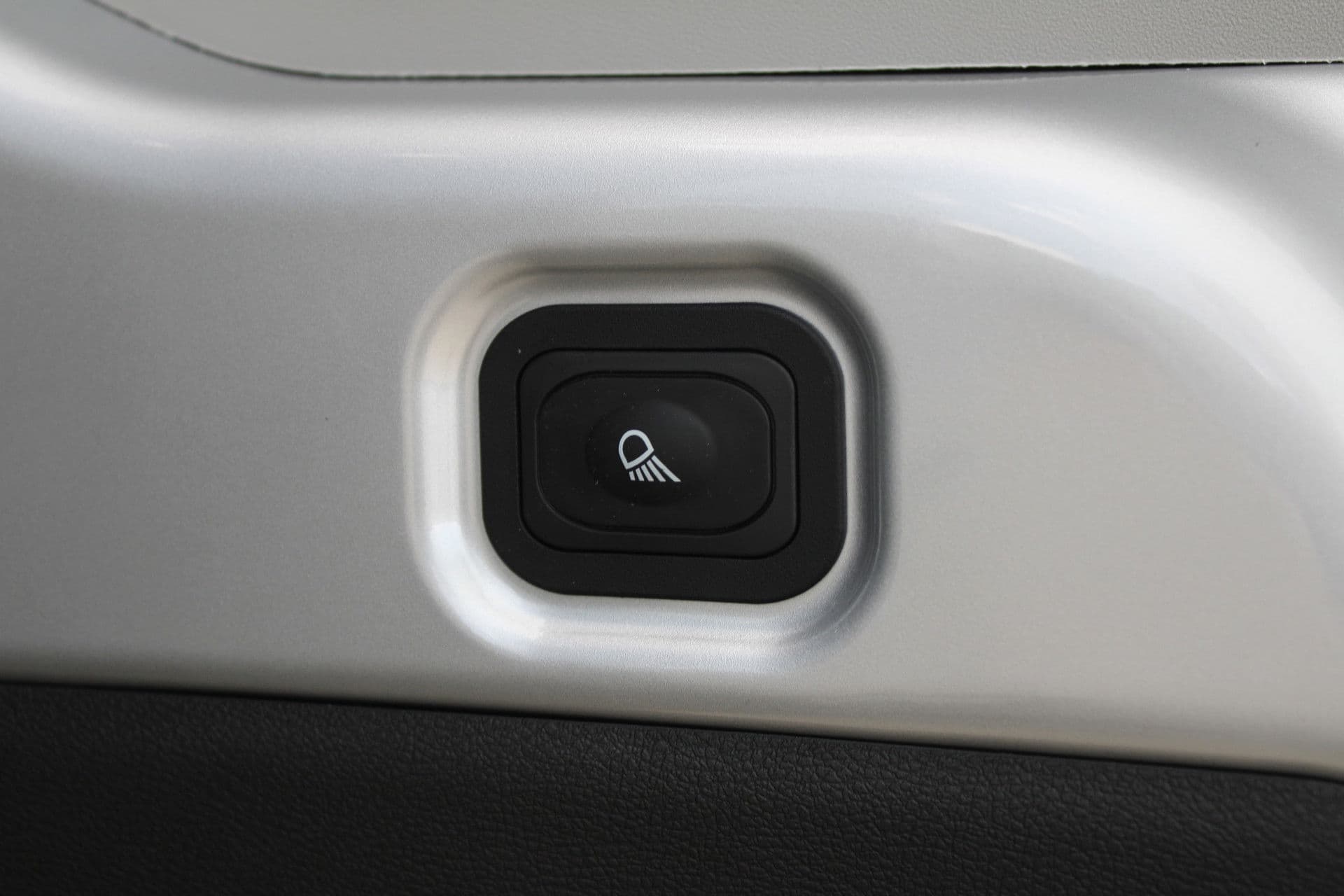 Ford Transit 350 2.0 TDCI L2H2 Trend 165pk - Facelift - 2x Schuifdeur - Adaptive Cruise - Navigatie - Blind Spot - 360 Camera - Stoel - Stuurverwarming - Rijklaar thumbnail 34