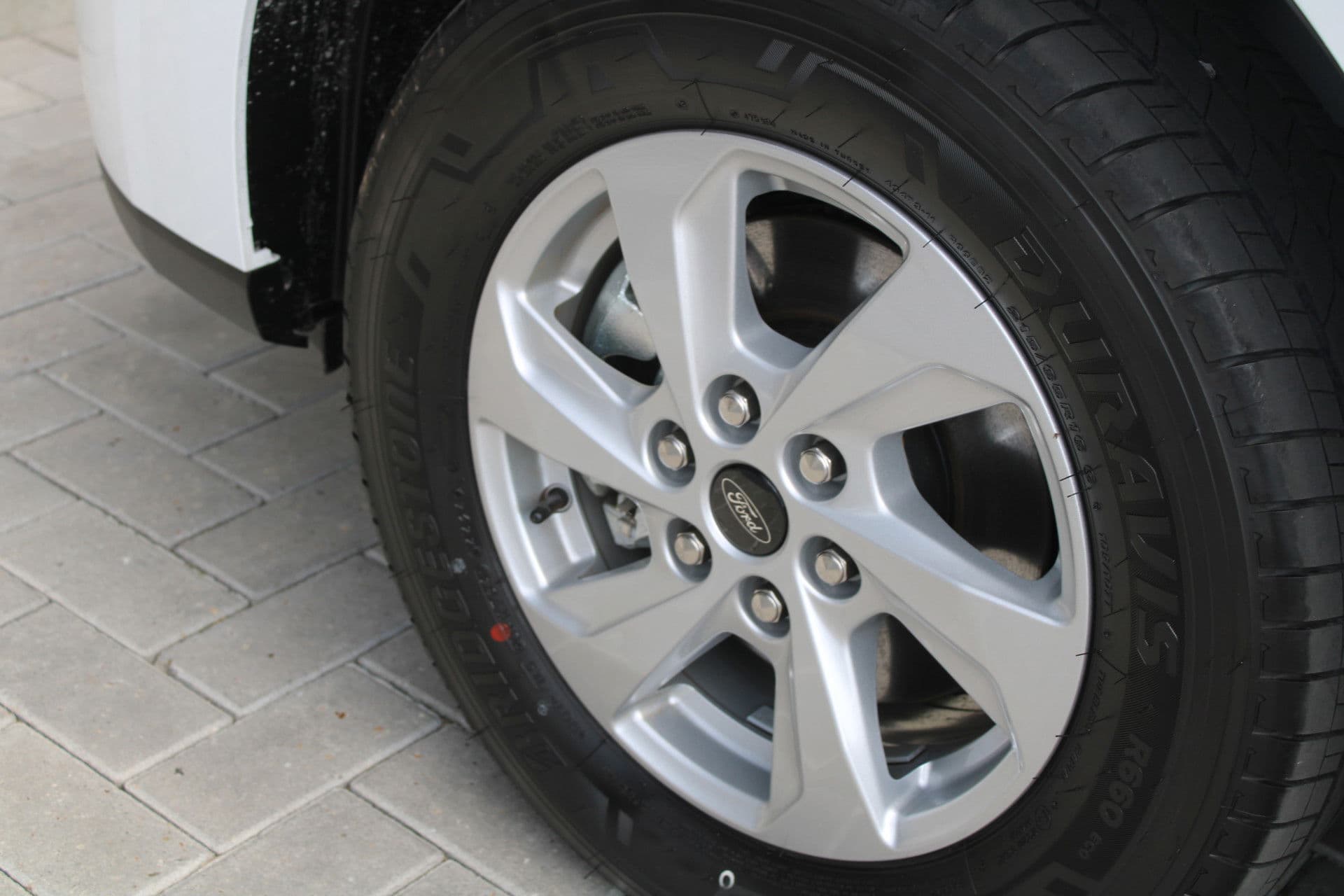 Ford Transit Custom 320 2.5 PHEV L2H1 Trend 232pk - 5 jaar GARANTIE - 2x Schuifdeur - Adaptive Cruise - Blind Spot - Navigatie - Camera - Verwarmd Stuur - Rijklaar thumbnail 42