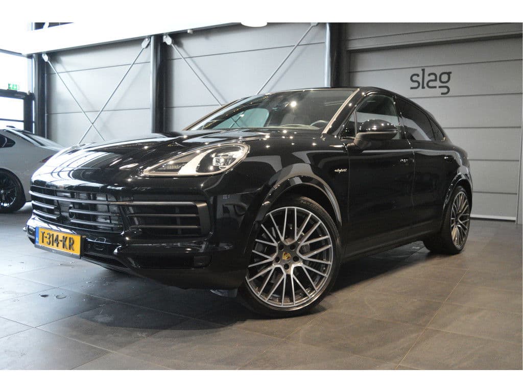 Porsche Cayenne Coupé 3.0 E-Hybrid Platinum Edition Bose pano trekhaak 22 inch !!