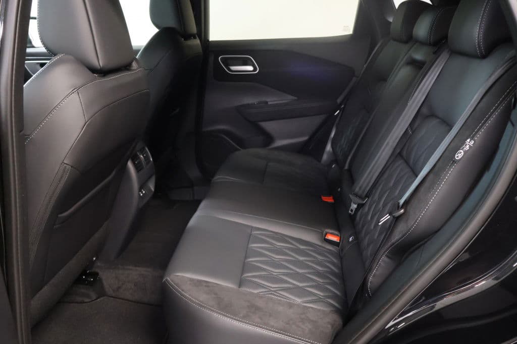 Nissan QASHQAI 1.3 MHEV X Tekna + | Pano | HUD | Leder thumbnail 30