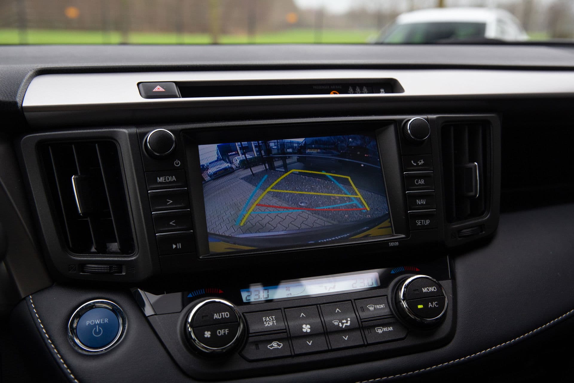 Toyota RAV4 2.5 Hybrid Black Edition , Panoramadak, Trekhaak, thumbnail 17