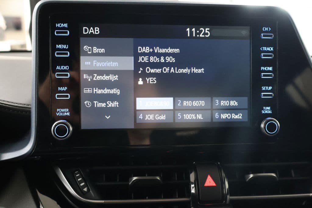 Toyota C-HR 1.8 Hybrid Dynamic thumbnail 27