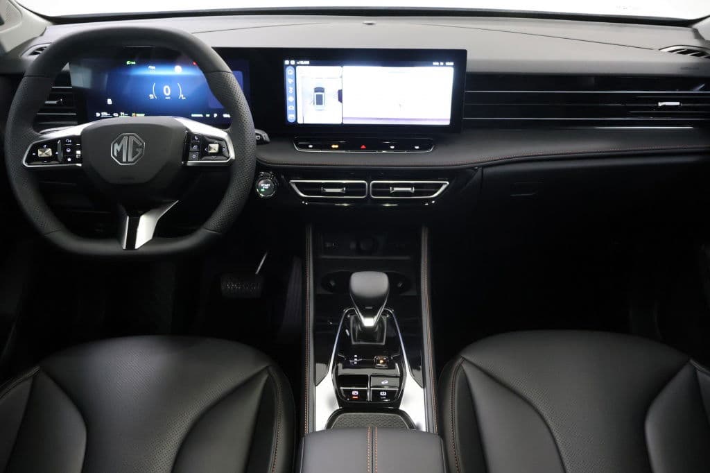 MG HS 1.5 PHEV Luxury | Plug-in | €4.000 Voordeel thumbnail 6