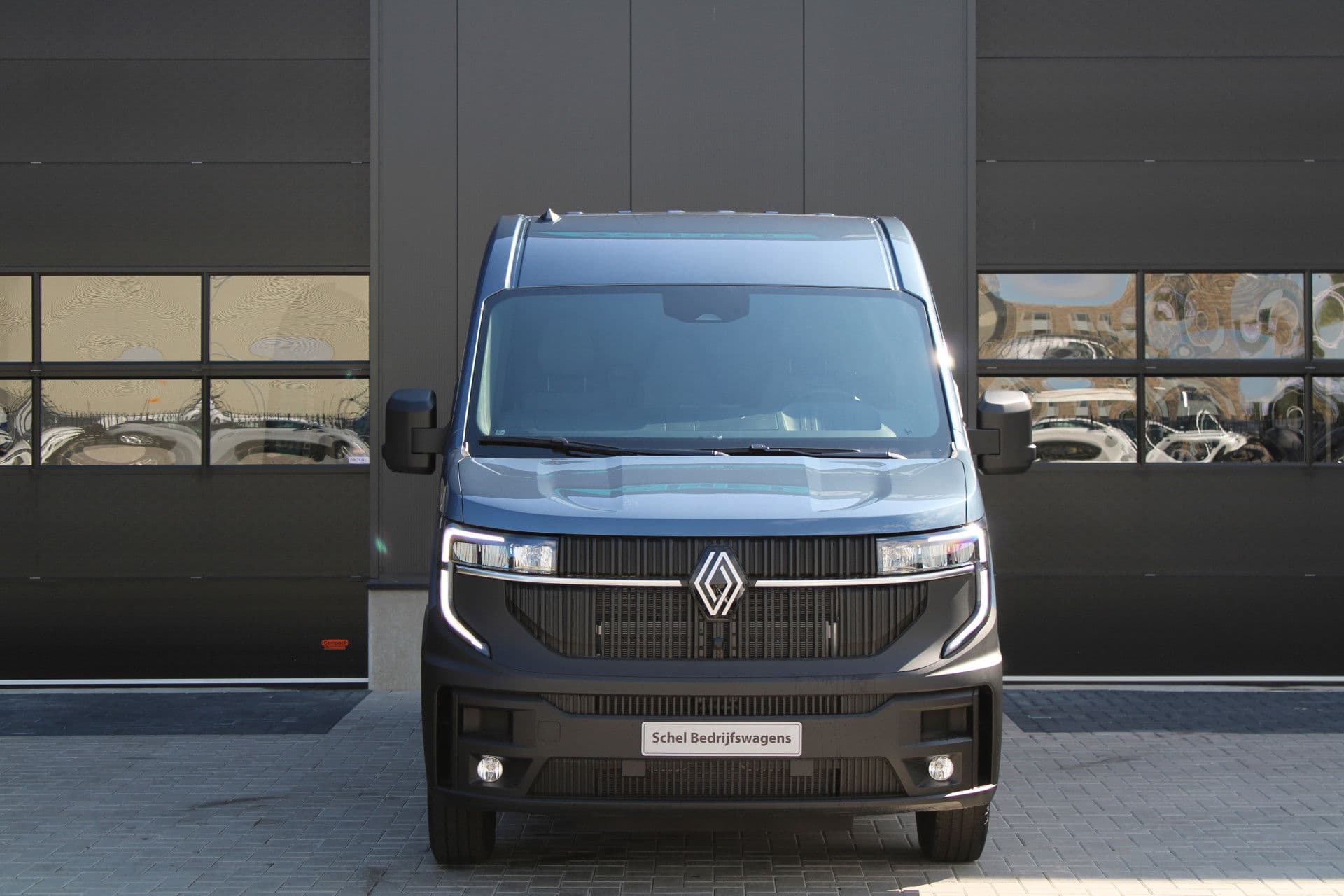 Renault Master T35 2.0 dCi 170pk L2H2 Extra - 2x Schuifdeur - Navigatie - Blind Spot - Camera - Stoelverwarming - Verwarmde voorruit - Rijklaar thumbnail 29