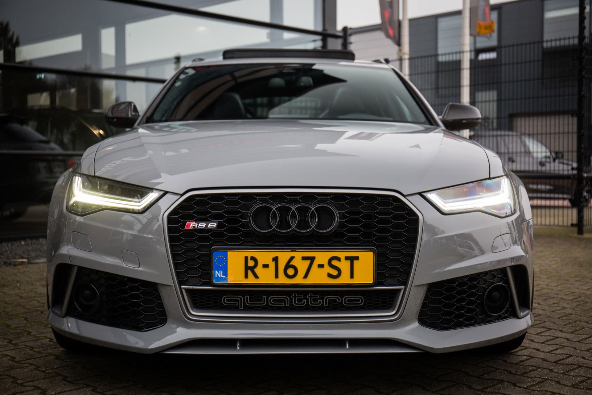 Audi RS6 Avant 4.0 TFSI Quattro Performance , Milltek, Keramisch, Panoramadak, Carbon, Nachtzicht, Vol! thumbnail 44