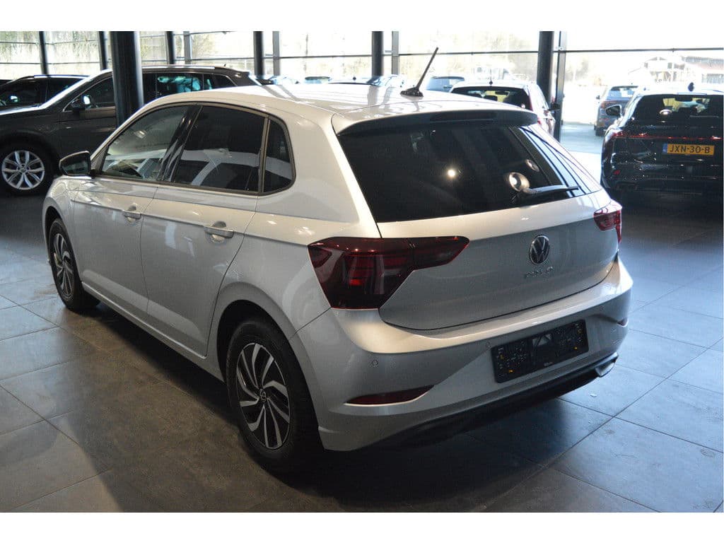 Volkswagen Polo 1.0 TSI Life Edition carplay camera led pdc 95 pk !! thumbnail 6