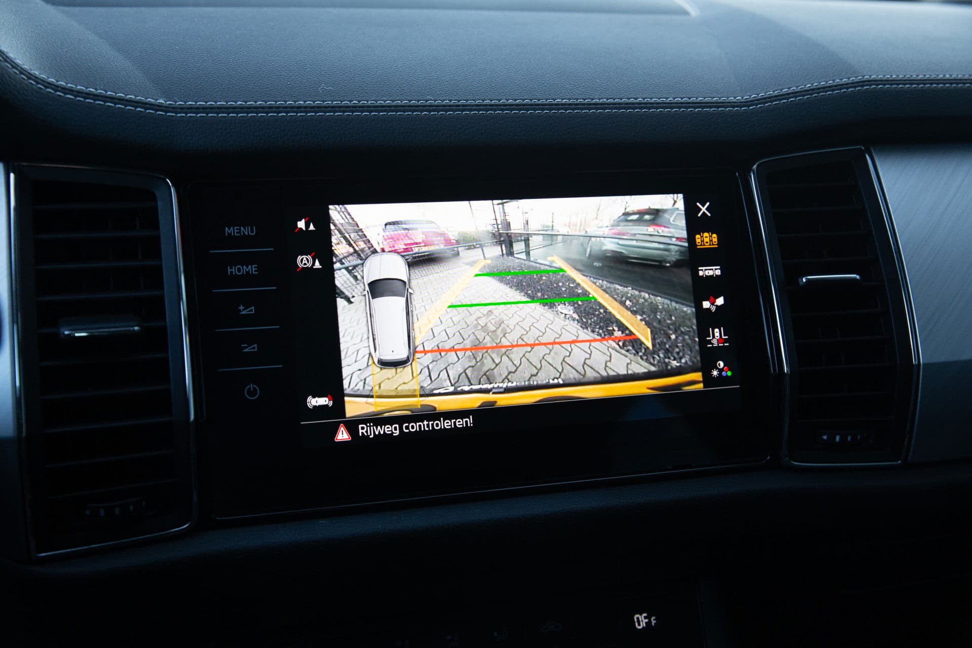 Škoda Kodiaq 1.5 TSI Business Edition 7p. , Virtual cockpit, Carplay, Achteruitrijcamera, thumbnail 18