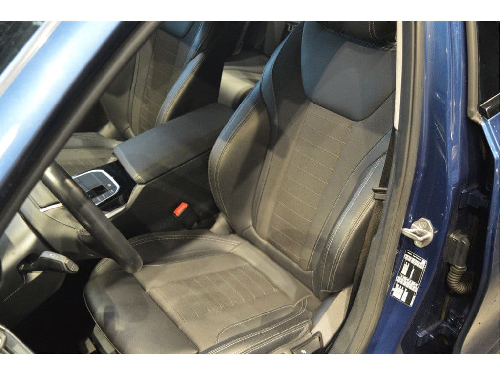 BMW 3 Serie 318i Edition navi clima cruise led pdc trekhaak 157 pk !! thumbnail 11