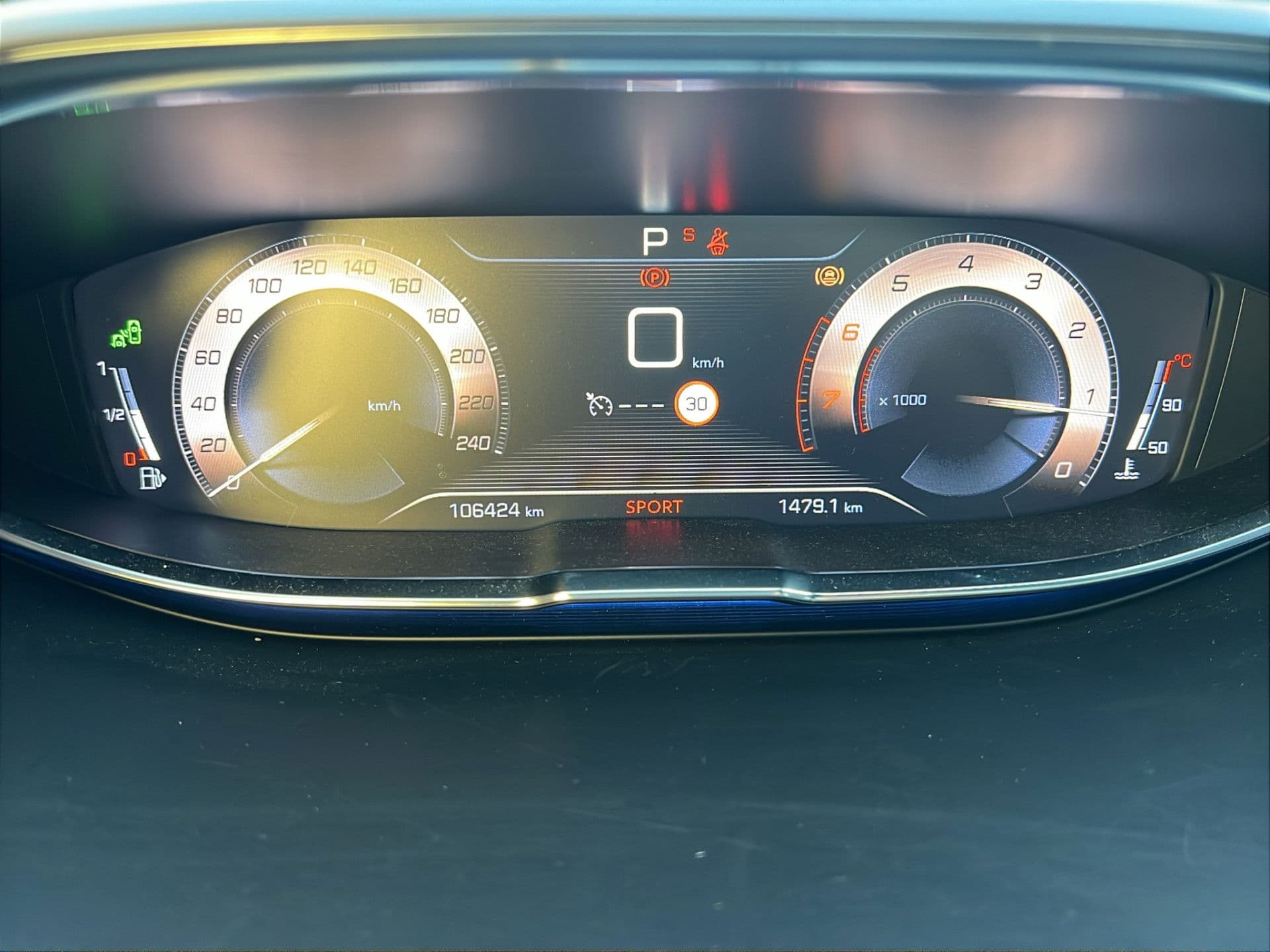 Peugeot 3008 1.6 PureTech GT Line | Pano | Camera | Keyless | NL Auto thumbnail 13