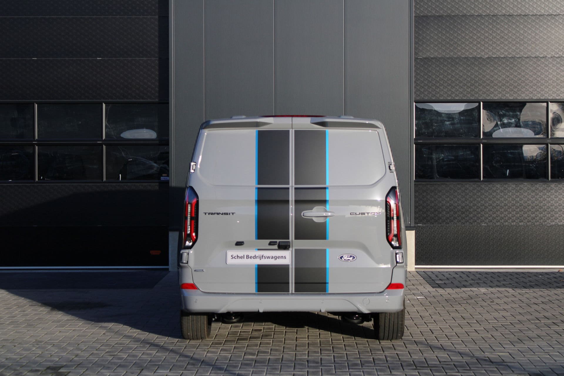 Ford Transit Custom 320 2.5 PHEV L1H1 Sport DC 232pk - 2x Schuif - 360 Camera - ACC - Keyless - Stoel/Stuurverwarming - Blindspot - Incl BPM - Rijklaar thumbnail 7