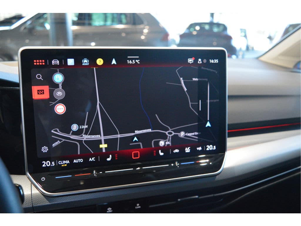 Volkswagen Golf 1.5 TSI Goal carplay clima cruise led pdc trekhaak !! thumbnail 17