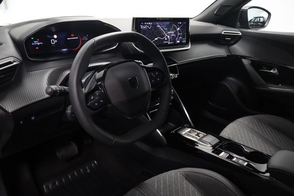 Peugeot 2008 1.2 Hybride 145 Allure | 360 Camera | Luxe thumbnail 26