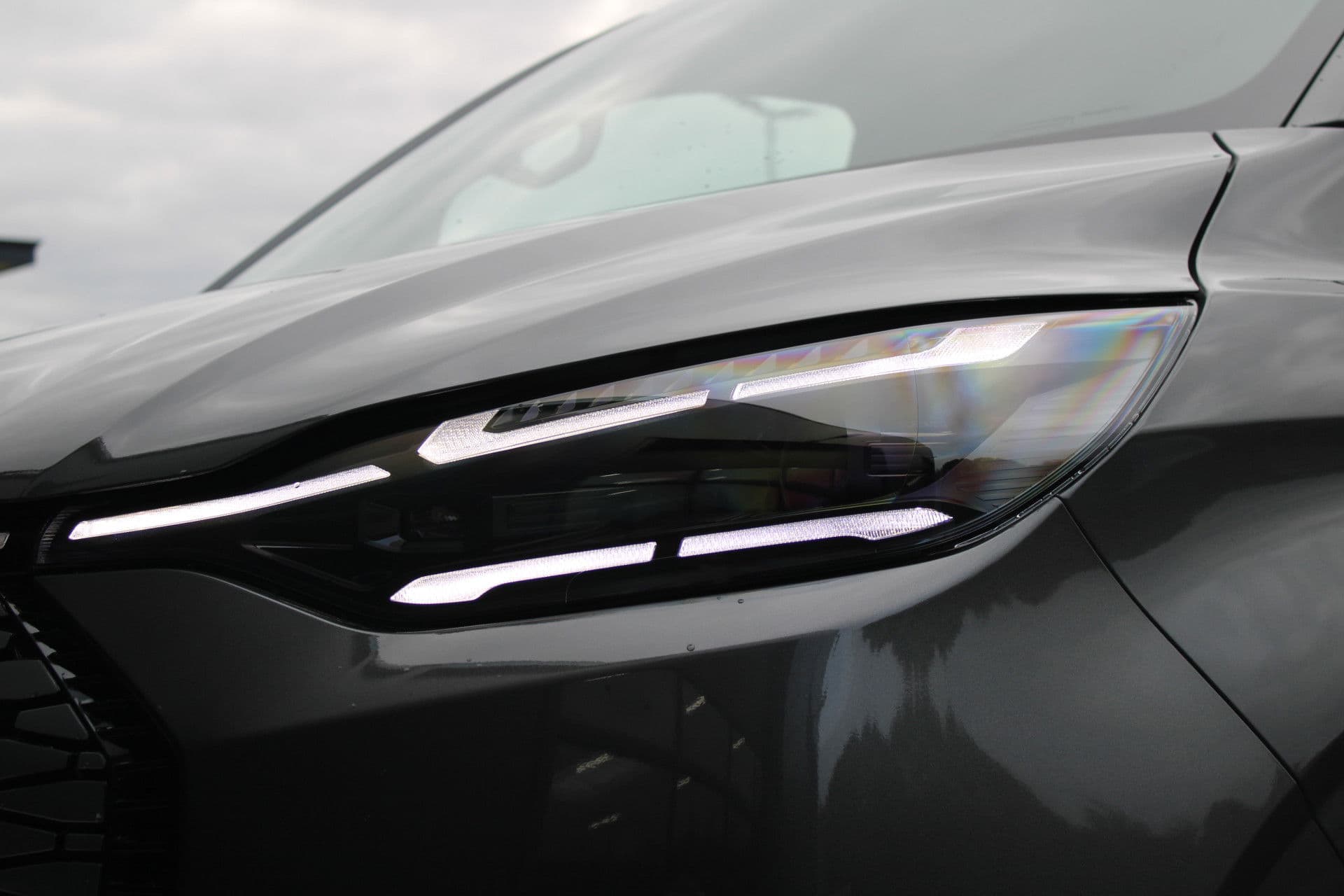 Ford E-Transit Custom 340 L2H1 Limited 65 kWh 218pk - DIRECT LEVERBAAR - 2x Schuif - LED - 360 Camera - B&O - ACC - Navi - Stoel/Stuurverwarming - Rijklaar thumbnail 23