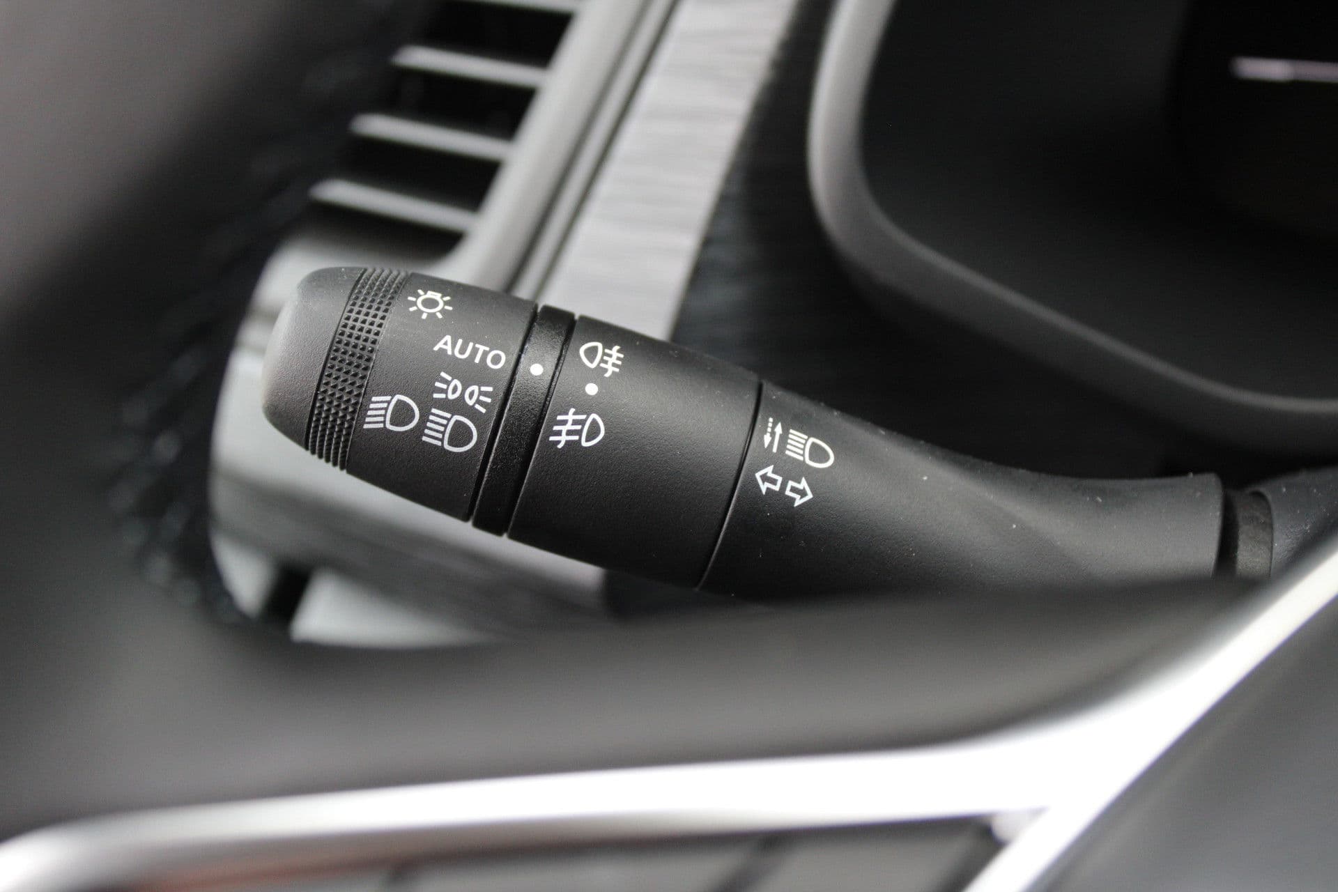 Renault Trafic 2.0 Blue dCi 130pk T30 L2H1 Advance - 2x Schuifdeur - Achteruitrijcamera - Carplay - Android - Allseason - Trekhaak - Rijklaar thumbnail 14