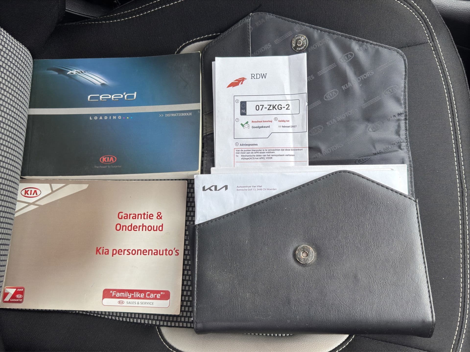 Kia Cee'd Sportswagon 1.6 GDI Plus Pack | Navi | Trekhaak | APK 2-27 | NAP thumbnail 27