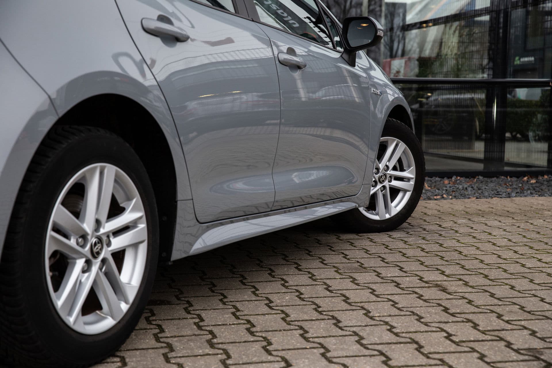 Toyota Corolla 1.8 Hybrid Business , Achteruitrijcamera thumbnail 8