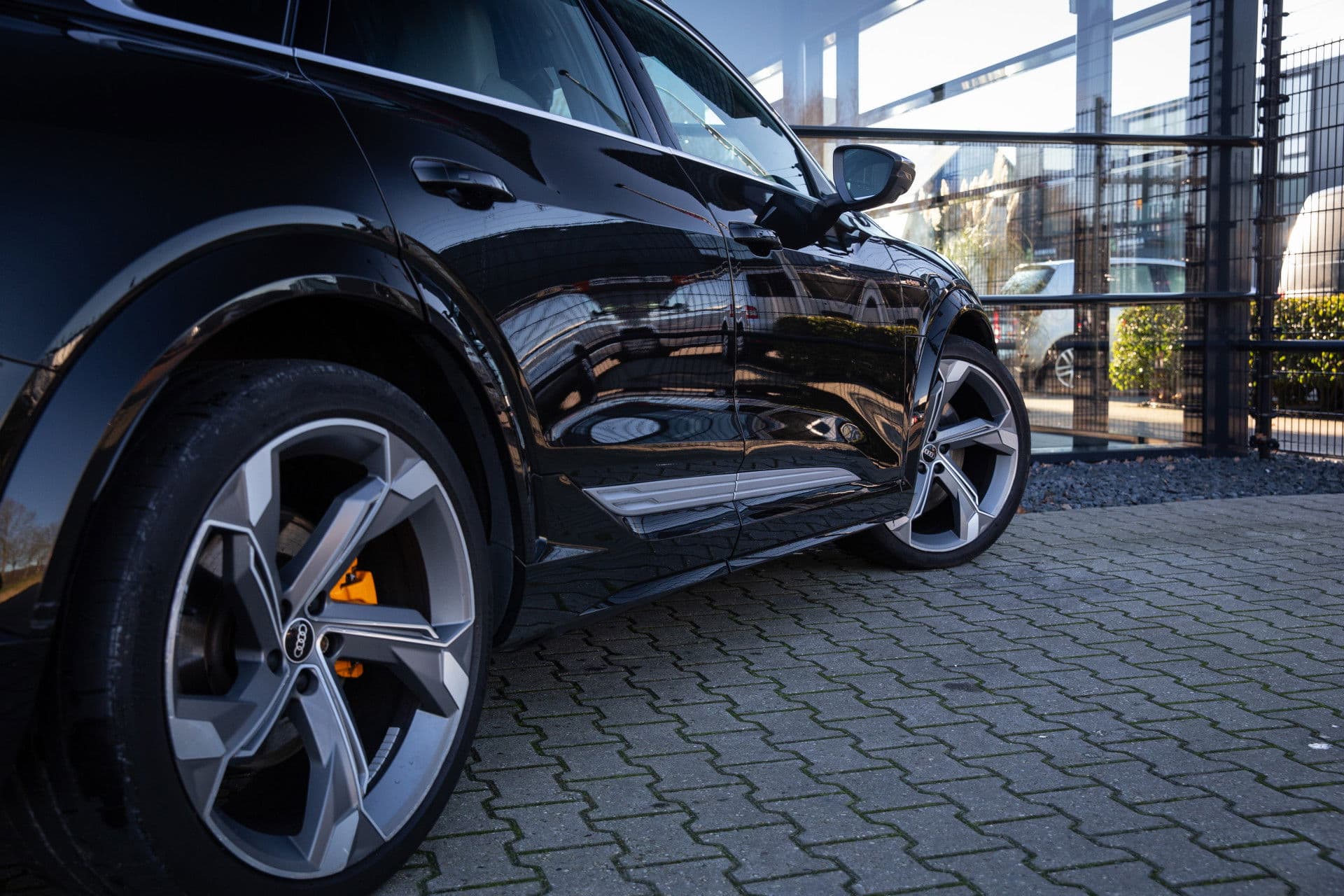 Audi E-tron S quattro 95 kWh , Trekhaak, Panoramadak, Adaptive cruise, 360-graden camera, thumbnail 9