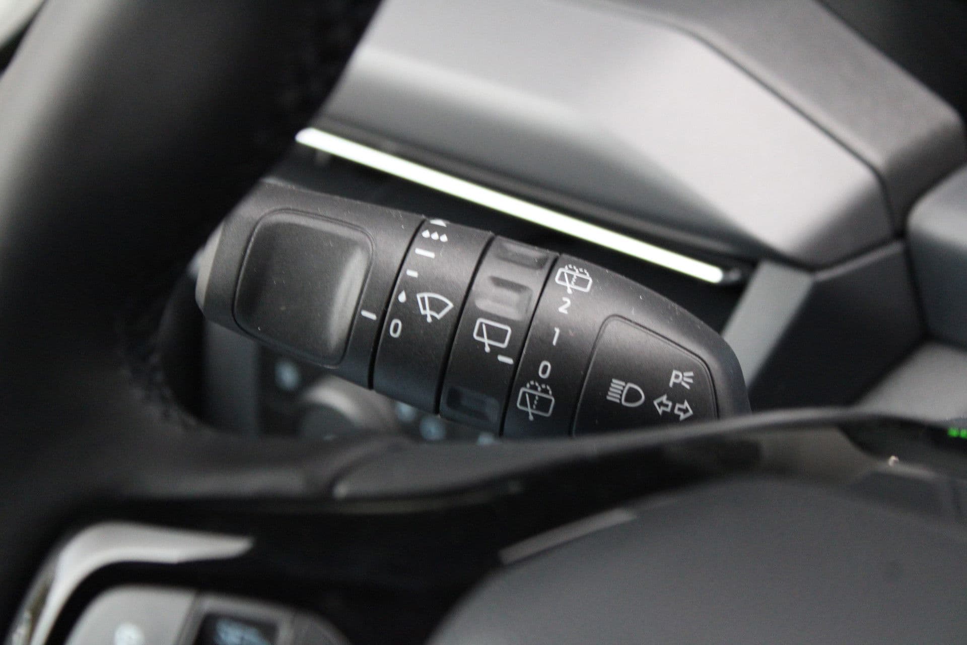 Ford Tourneo Custom 340 2.5 PHEV L2H1 Titanium X 232pk - 2x Schuif - ACC - 360 camera - Leder - Prijs excl. BTW - Rijklaar thumbnail 23