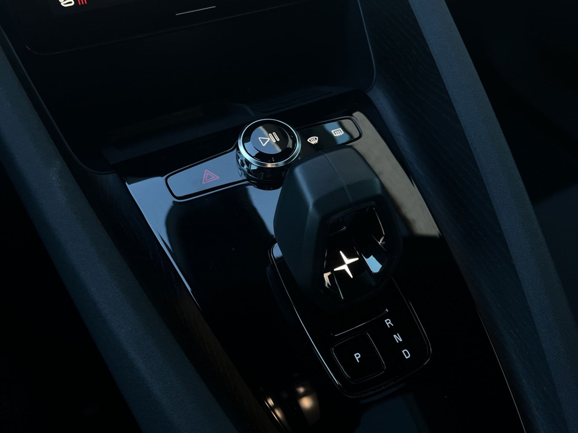 Polestar 2 Long Range Dual Motor Launch Edition 78kWh | Trekhaak | H/K audio | Pano | Pilot pakket thumbnail 22