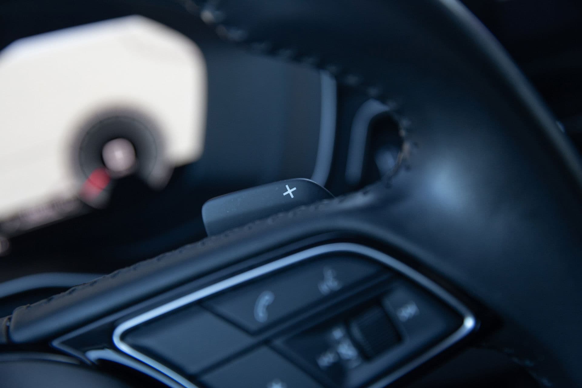 Audi A4 Avant 35 TDI Launch edition S-line , Sportstoelen, Camera, Virtual Cockpit, thumbnail 12