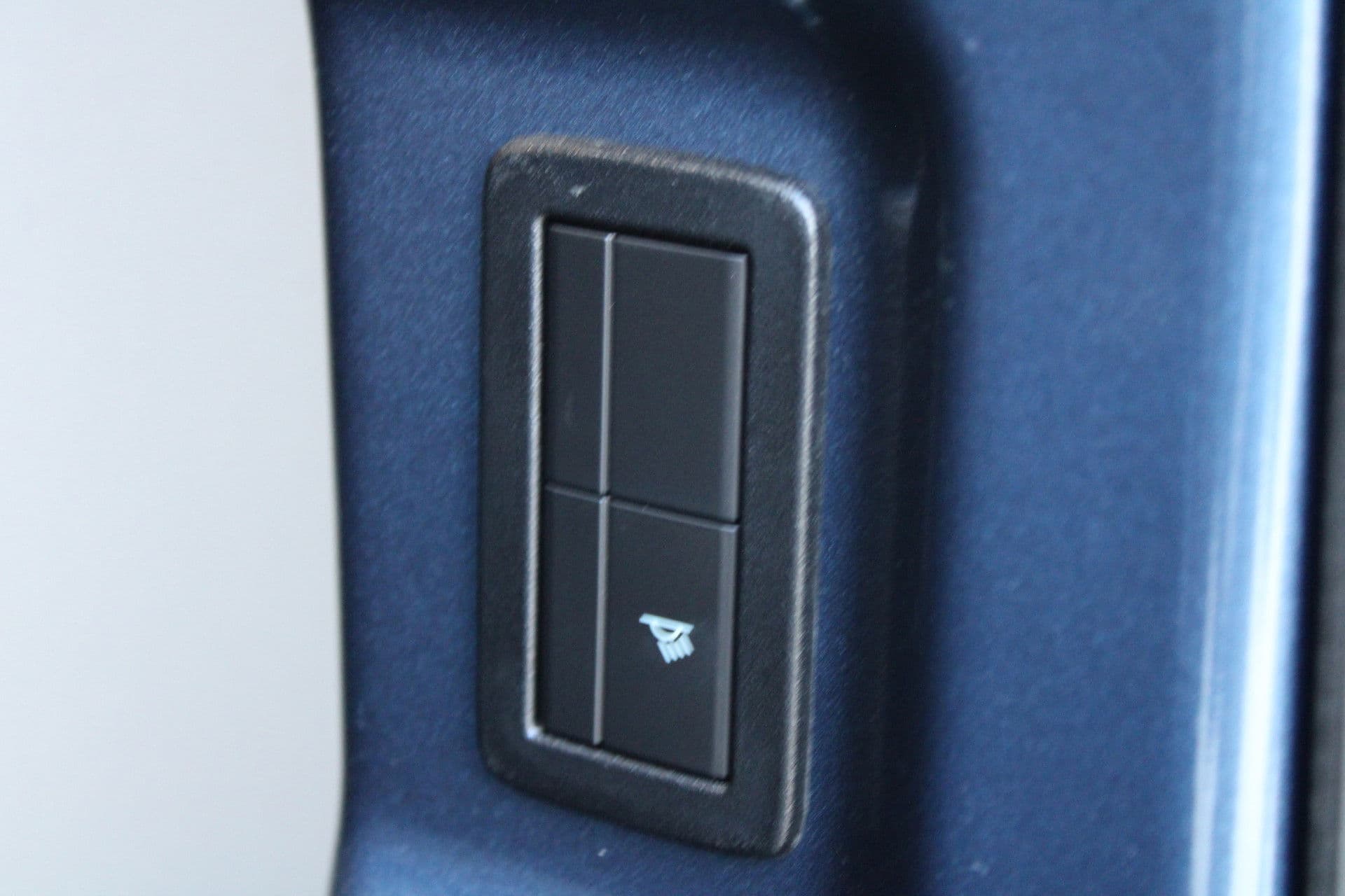 Ford Transit Custom 320 2.0 TDCI L2H1 Trend 136pk - 2x Schuifdeur - Carplay - Android - Camera - Trekhaak - Stoelverwarming -70l tank - Rijklaar thumbnail 20