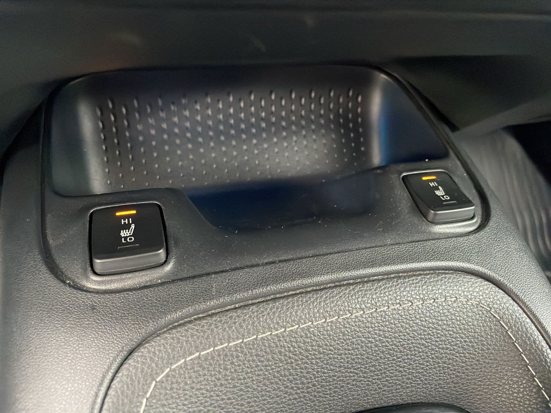 Toyota Corolla Touring Sports 1.8 Hybrid Dynamic | 10jr garantie | HUD | Camera | Carplay | Navi thumbnail 23