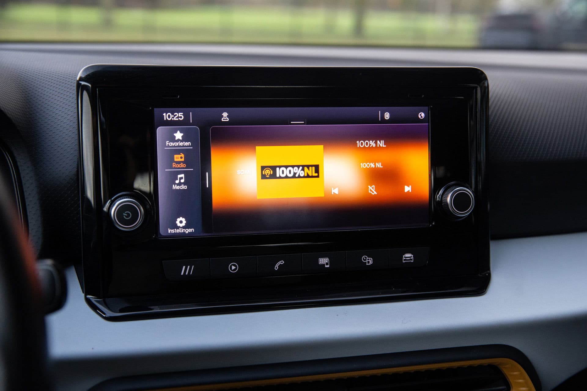 SEAT Arona 1.0 TSI Style , Carplay, Cruise control, thumbnail 13