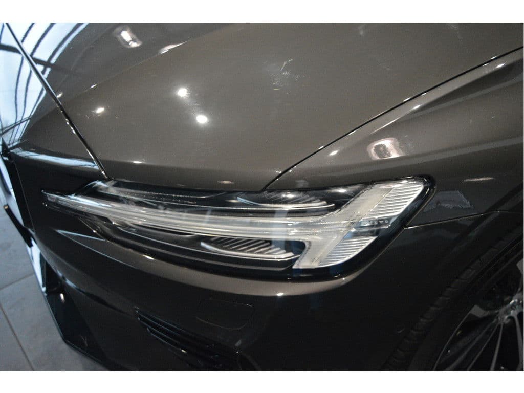 Volvo V60 2.0 T6 Plug-in hybrid AWD Plus Dark leer trekhaak !! thumbnail 9