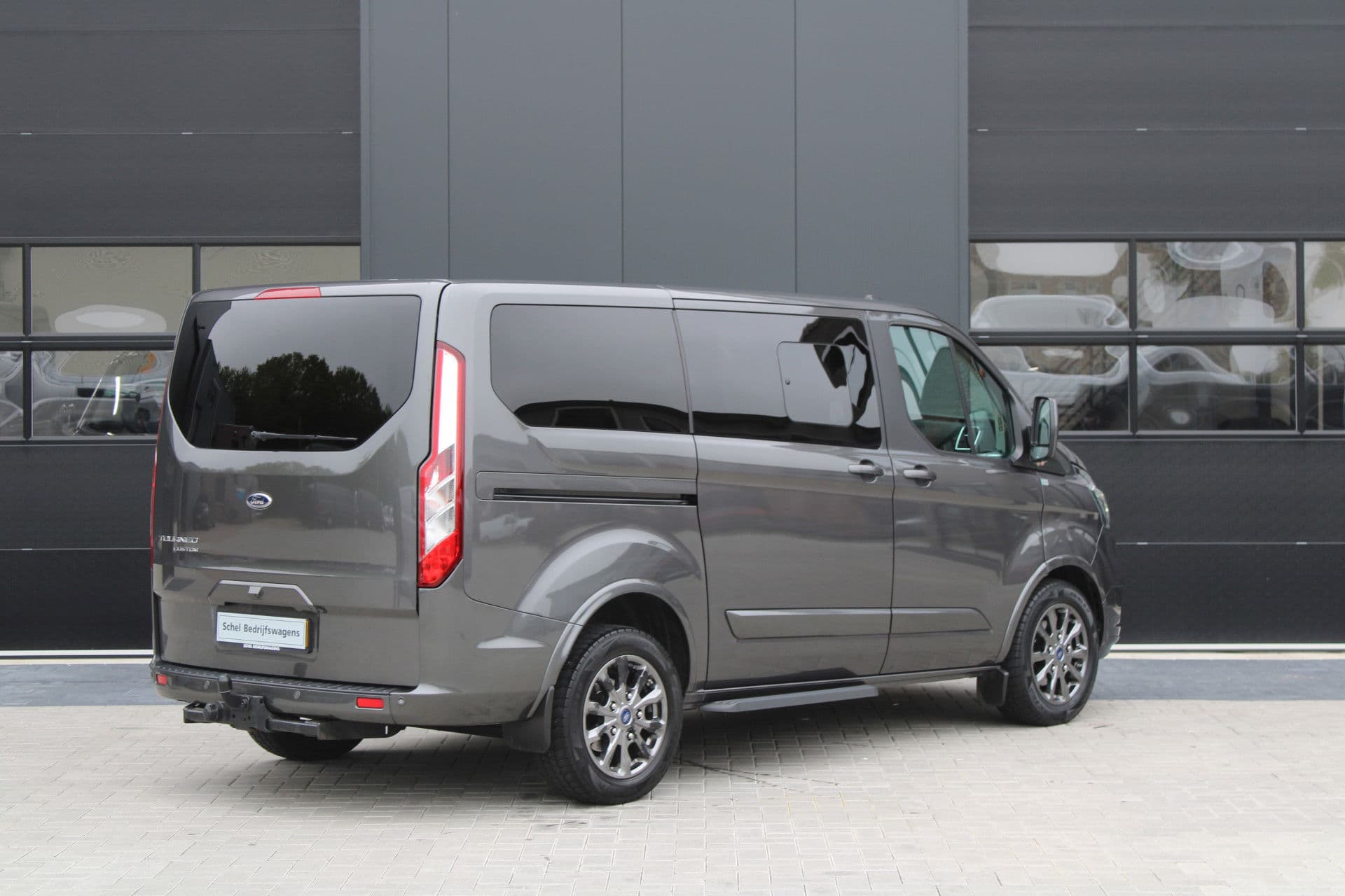 Ford Transit Custom 320 2.0 TDCI L1H1 Tourneo 170pk - Automaat - Leder - ACC - 1+1 stoelopstelling - Bi-Xenon -Stoelverwarming - Rijklaar thumbnail 7