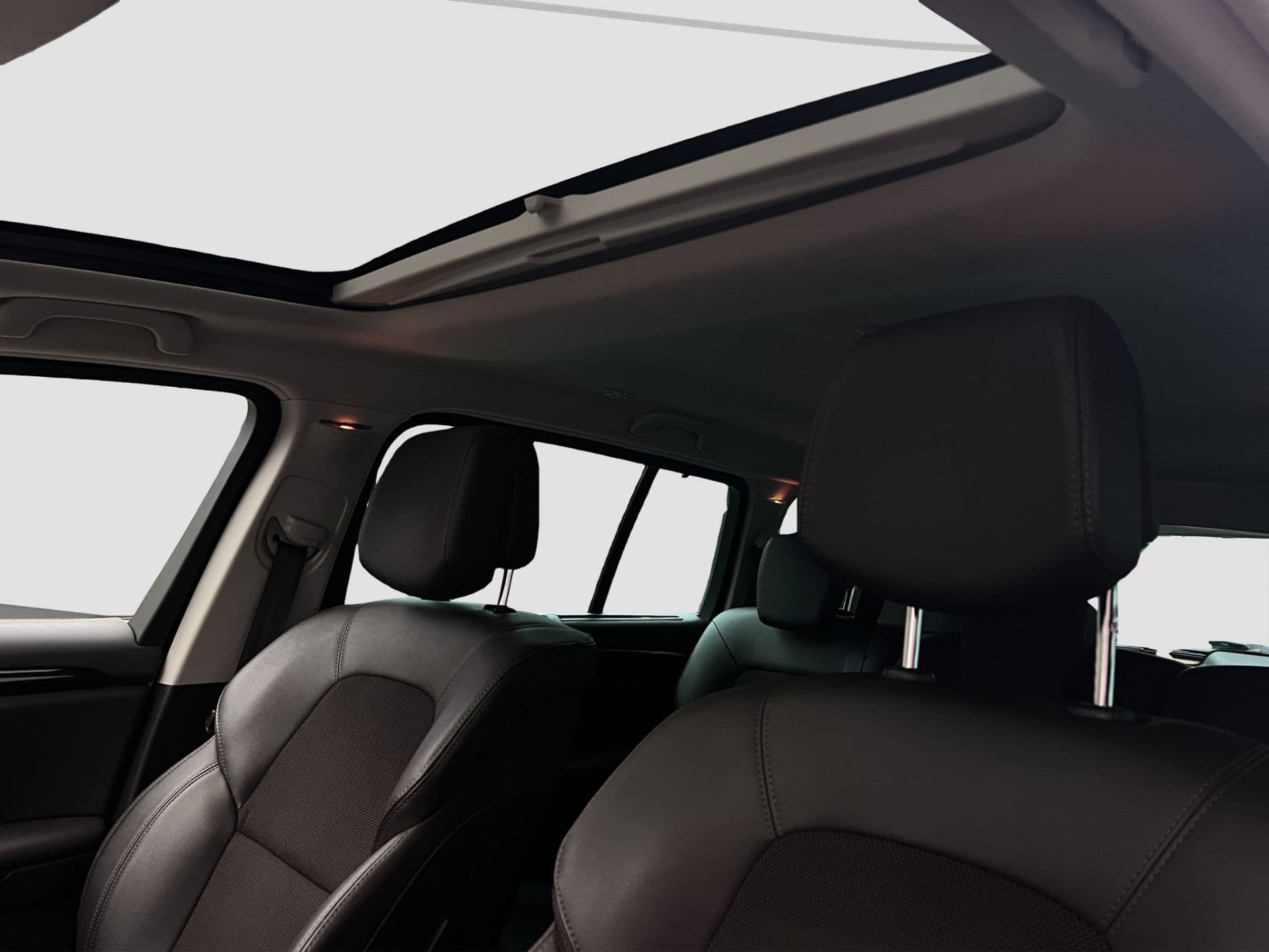 Renault Espace 1.6 dCi Dynamique 7p. | Pano | Leder | 7 persoons | thumbnail 4