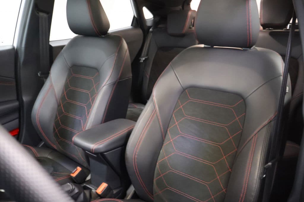 Ford Puma 1.0 EcoBoost Hybride ST-Line X | 155pk | Pano | Trekhaak thumbnail 8