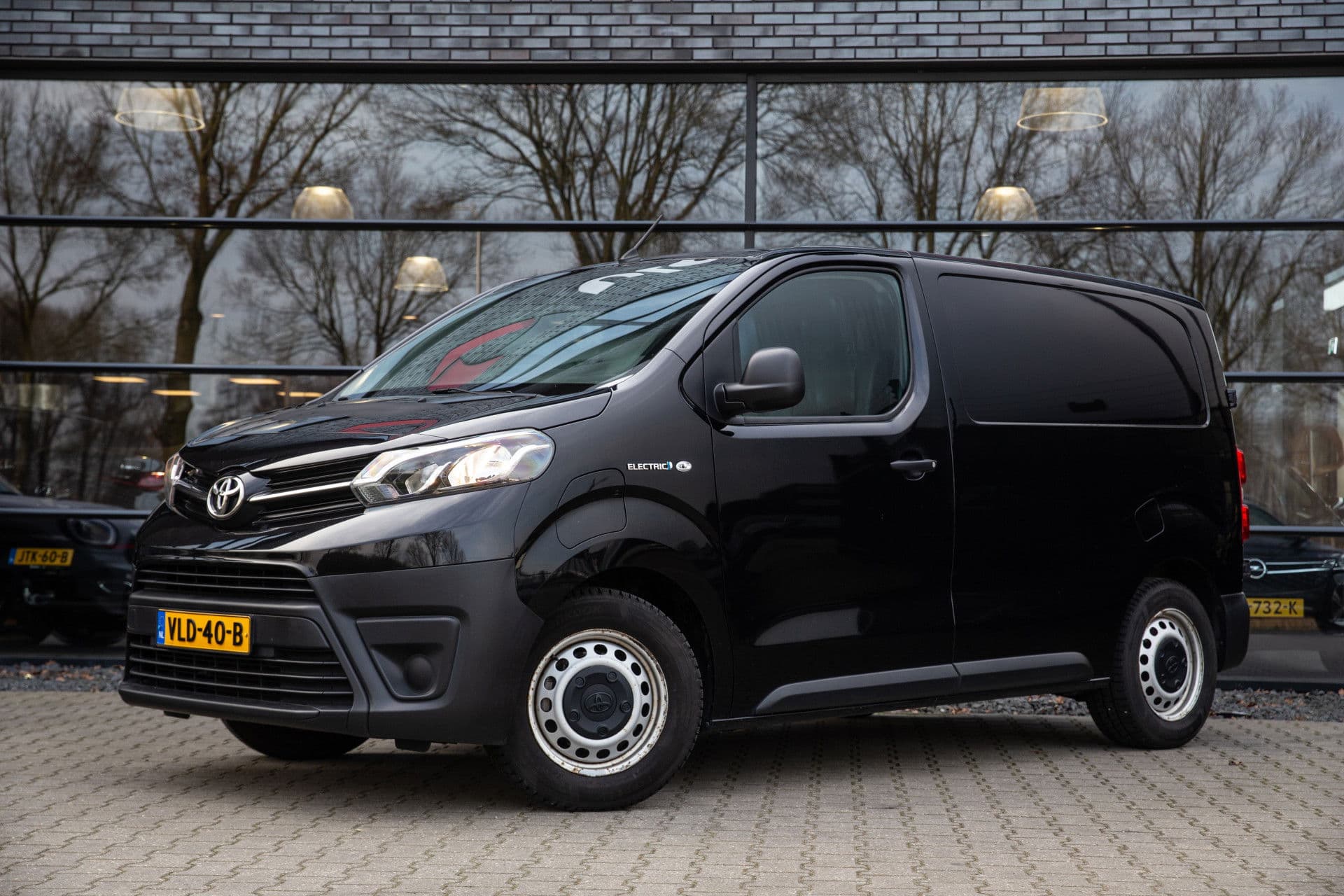 Toyota PROACE Electric Compact Standard Range Navigator , Carplay/Android auto, thumbnail 8