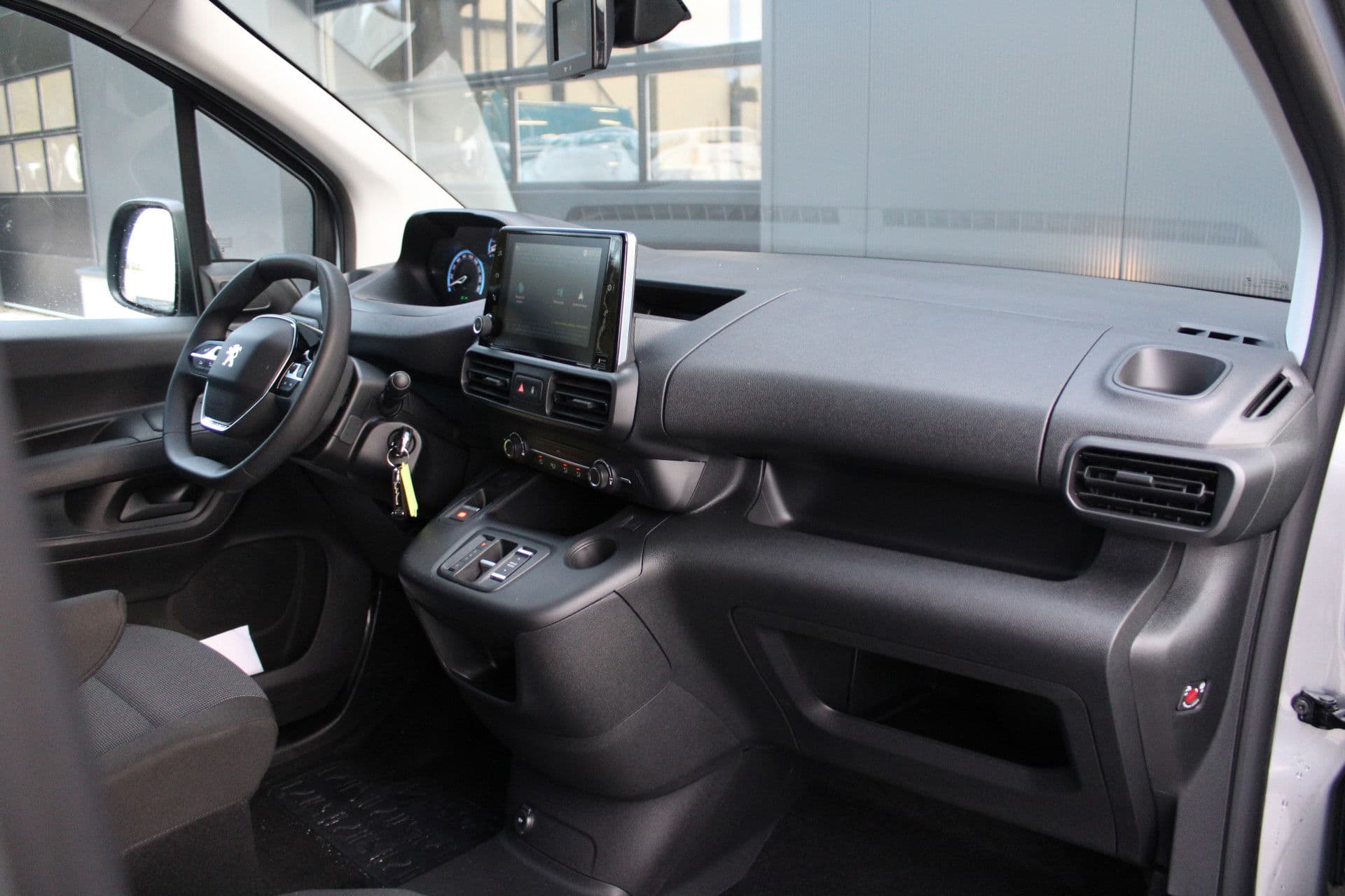 Peugeot E-Partner 136 L1 50 kWh 136pk - Airco - Cruise - PDC - Camera - Stoelverwarming - Rijklaar thumbnail 34