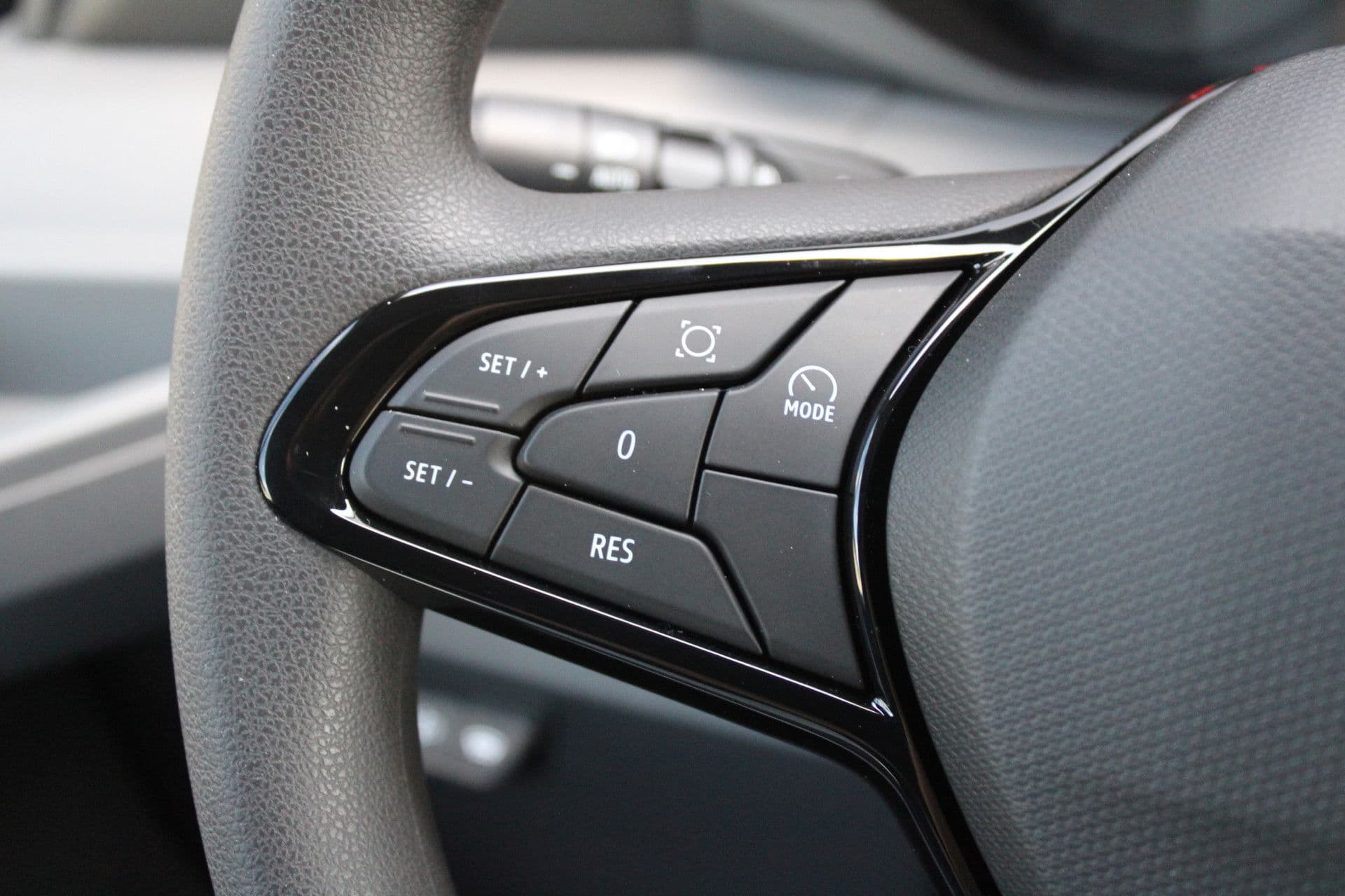 Renault Master T35 2.0 dCi 170pk L2H2 Extra - 2x Schuifdeur - Navigatie - Blind Spot - Camera - Stoelverwarming - Verwarmde voorruit - Rijklaar thumbnail 18