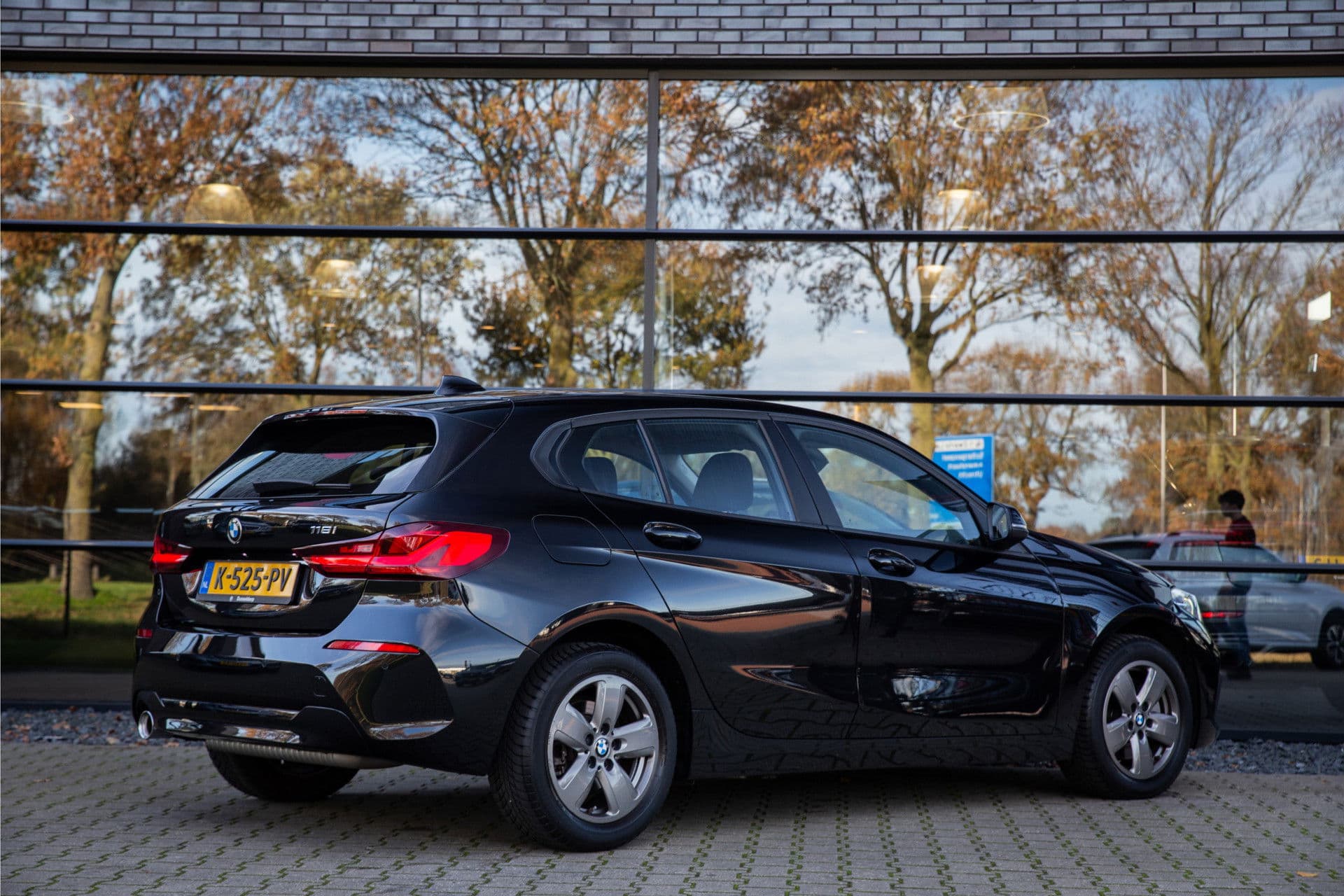 BMW 1-serie 118i Executive Edition , Cruise control, Isofix, Apple Carplay/Android, thumbnail 2