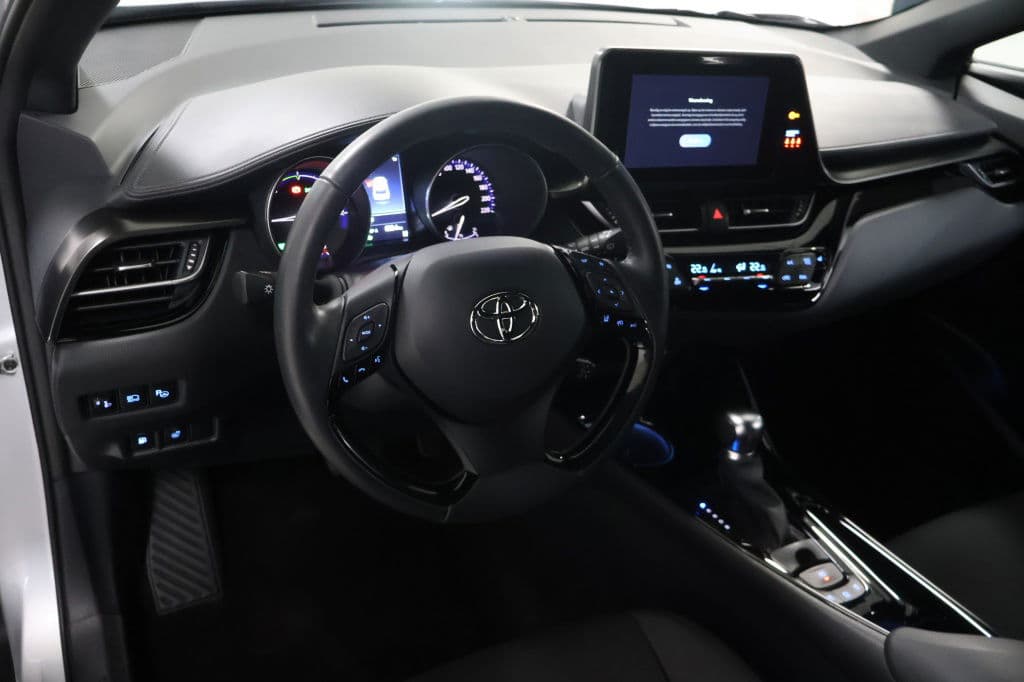 Toyota C-HR 1.8 Hybrid Dynamic | Dodehoekdetectie | PDC thumbnail 6