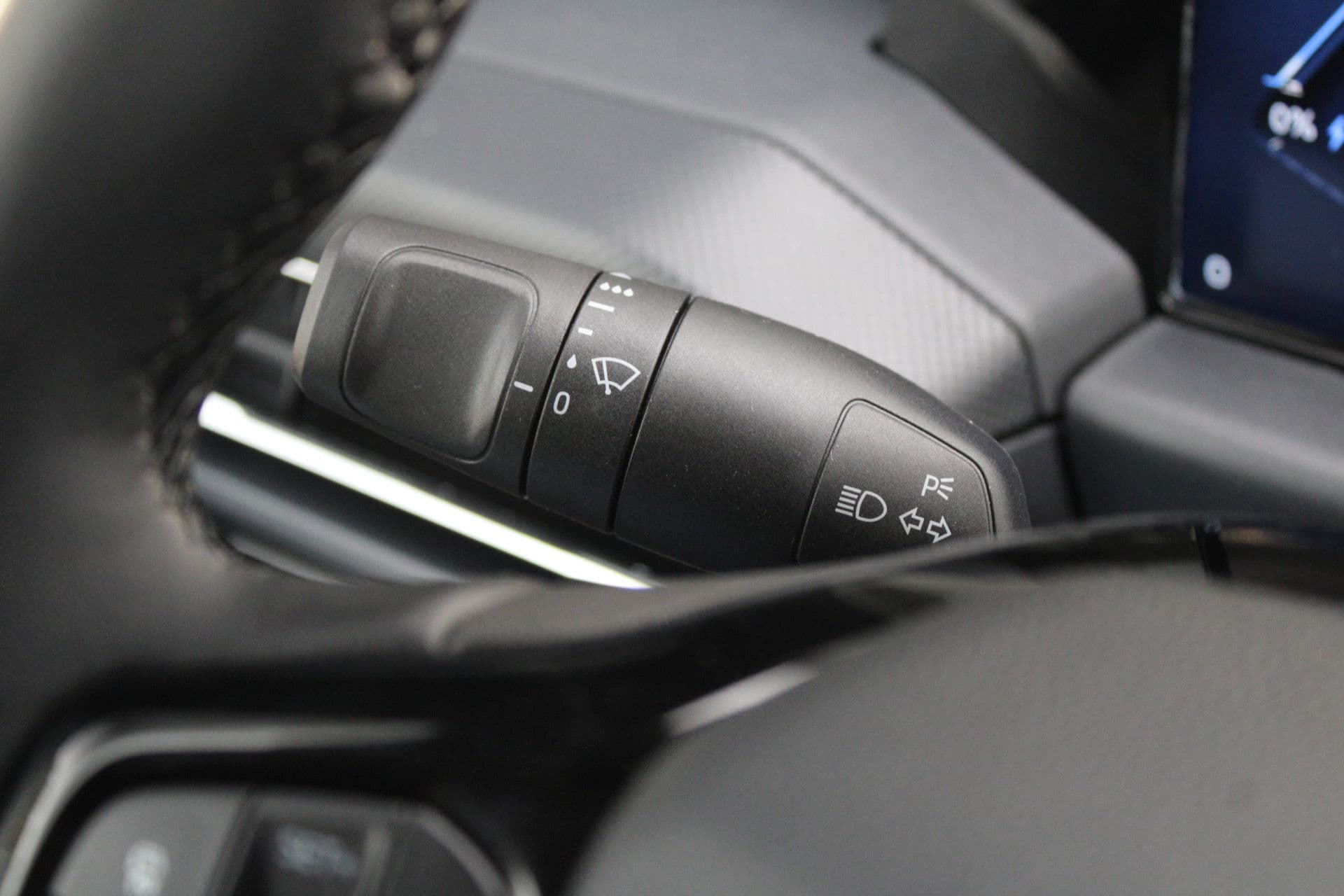 Ford E-Transit Custom 340 L2H1 Limited 65 kWh 218pk - 2x Schuif - LED - 360 Camera - B&O - ACC - Navi - Stoel/Stuurverwarming - Rijklaar thumbnail 30