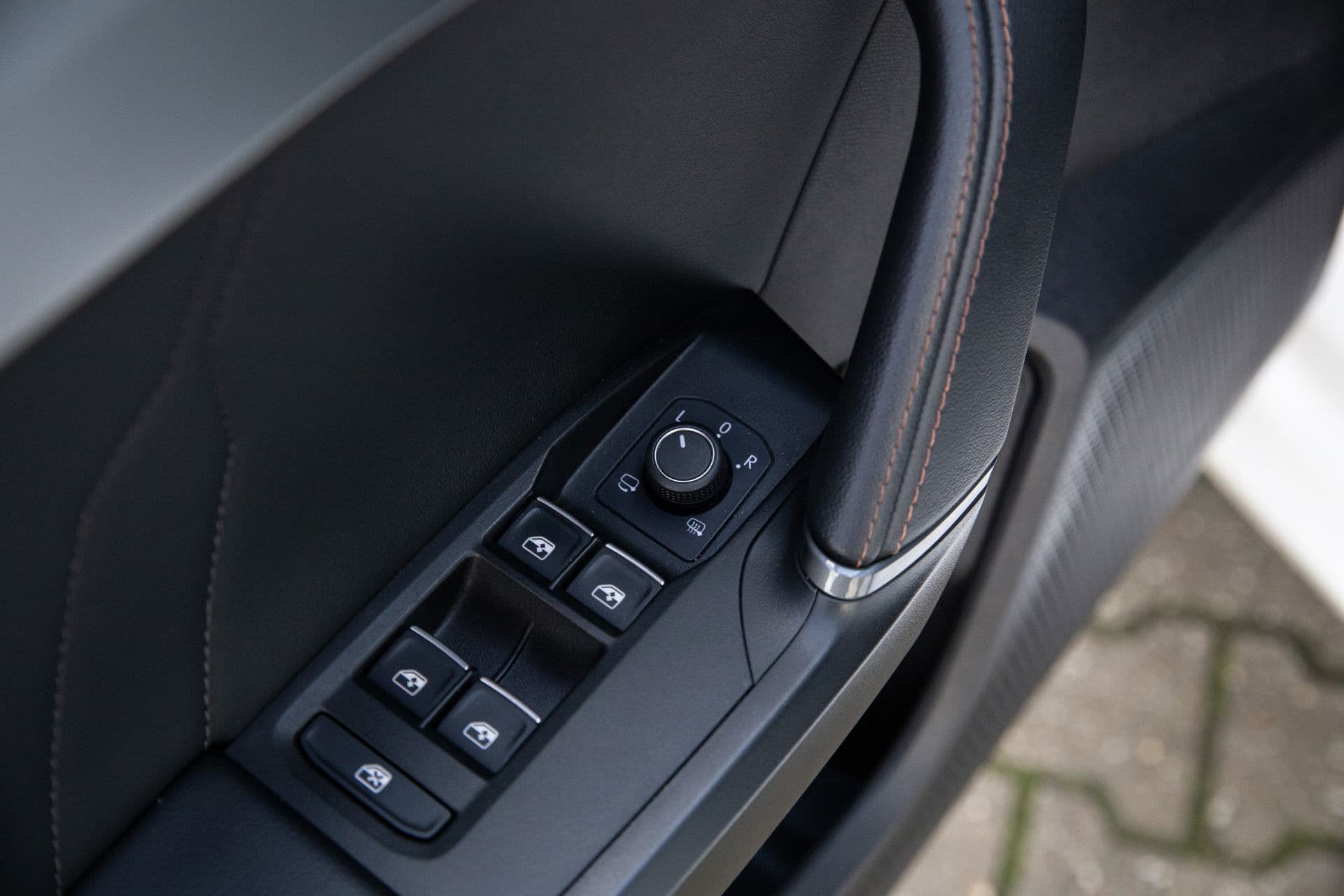 CUPRA Leon Sportstourer 1.4 e-Hybrid VZ Business , Stuurverwarming, Sfeerverlichting, thumbnail 25