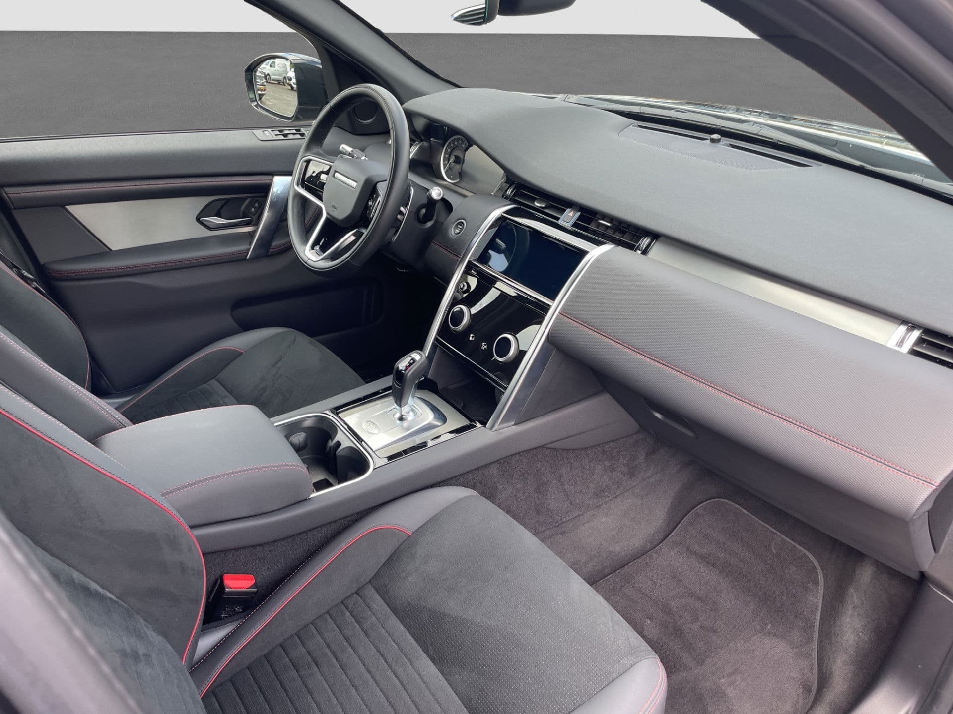 Land Rover Discovery Sport P300e R-Dynamic S | 360 Camera | Alcantara thumbnail 3