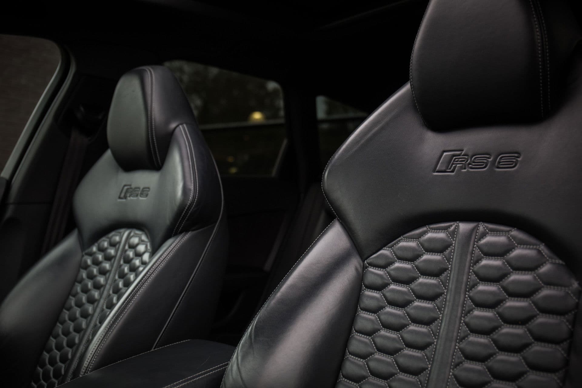 Audi RS6 Avant 4.0 TFSI Quattro Performance , Milltek, Keramisch, Panoramadak, Carbon, Nachtzicht, Vol! thumbnail 40