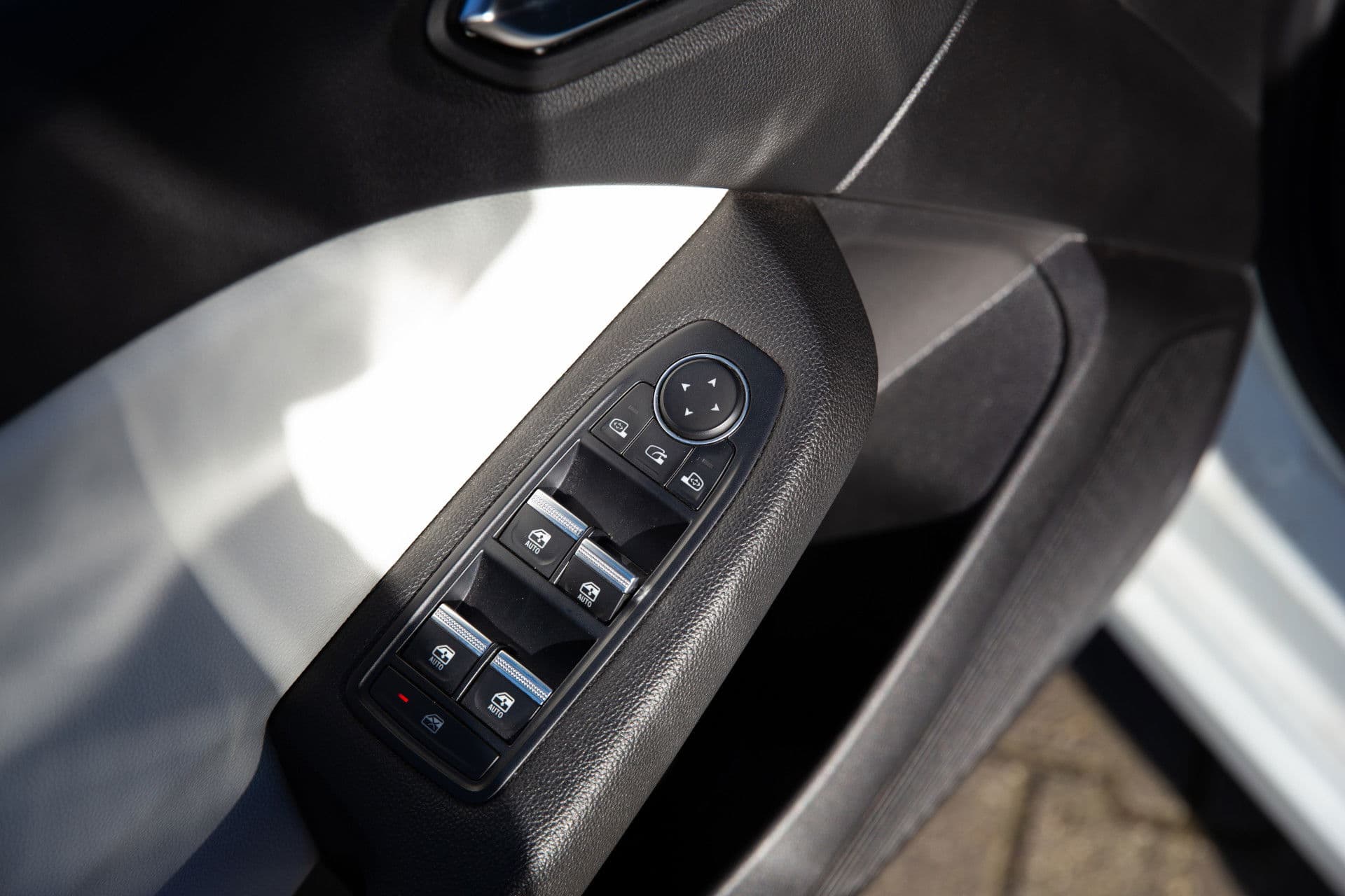 Renault Clio 1.6 E-Tech Hybrid 140 Zen , Carplay, Camera, Keyless entry, thumbnail 22