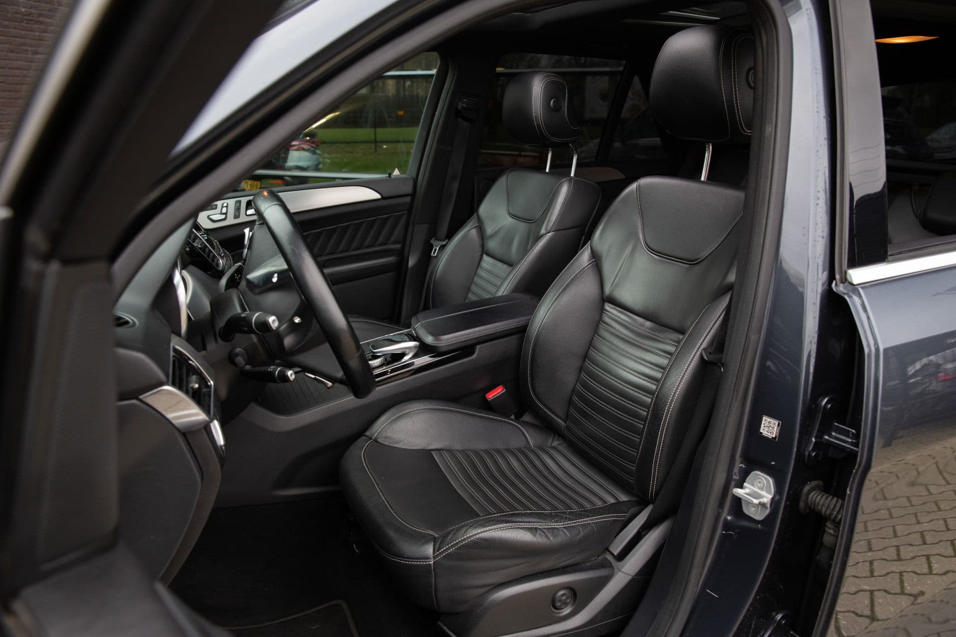 Mercedes-Benz GLE 500 e 4MATIC , Panoramadak, Luchtvering, AMG-Line thumbnail 2