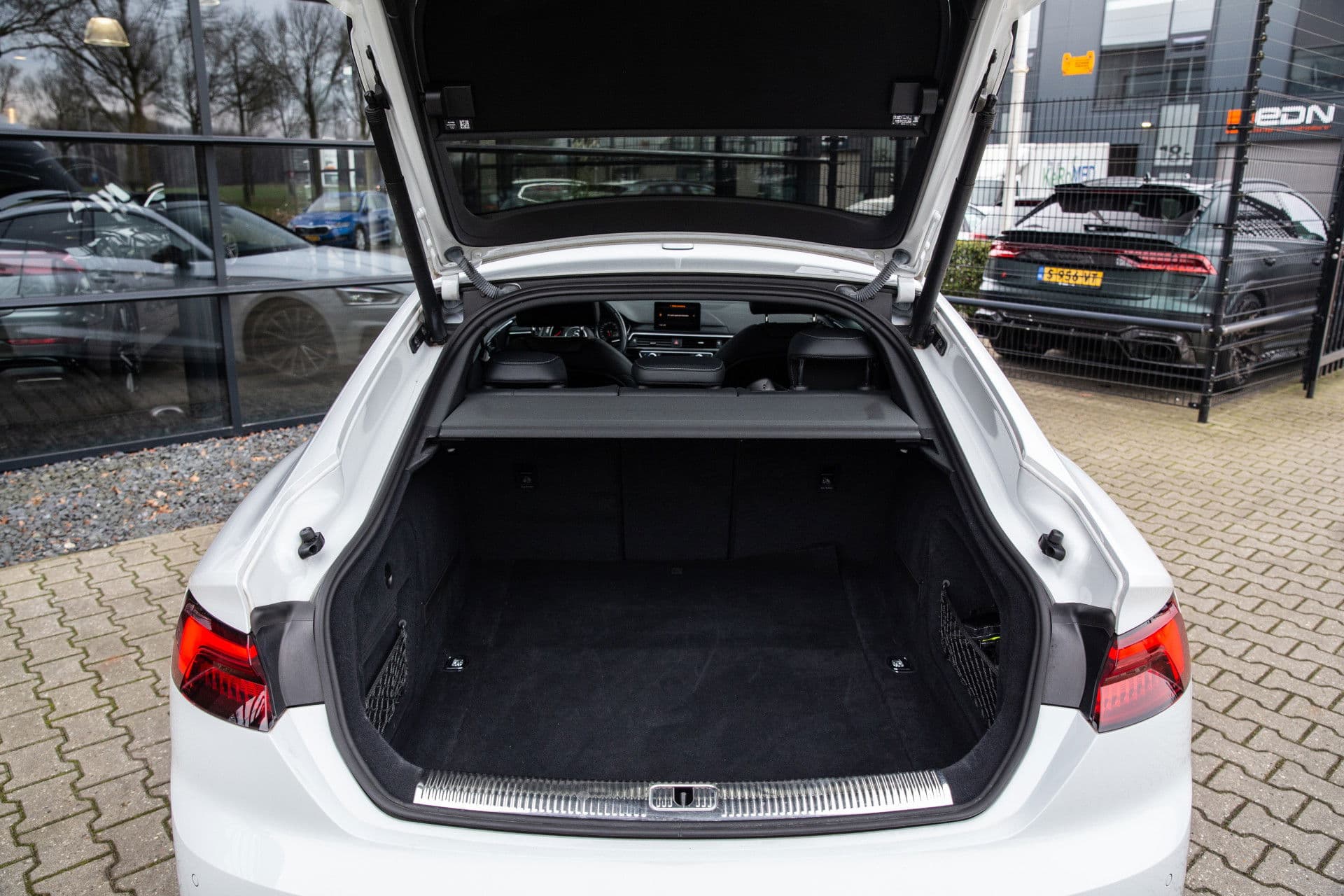 Audi A5 Sportback 40 TFSI Sport S-line Edition , Panoramadak, Carplay, Stoelverwarming thumbnail 23