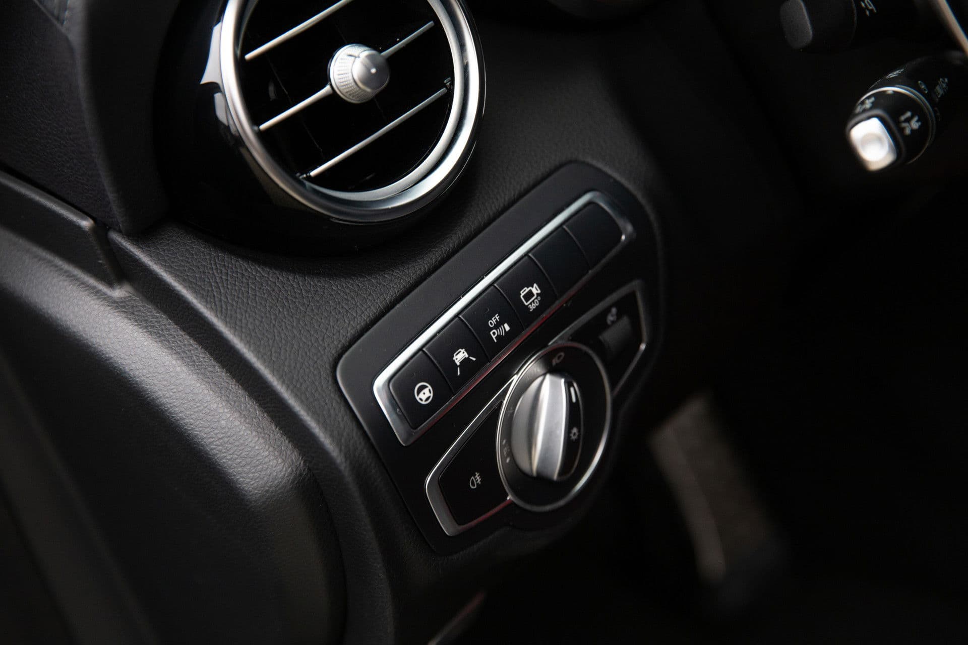 Mercedes-Benz C-Klasse C63 AMG , Panoramadak, Adaptieve Cruise, Memory, 360-camera thumbnail 26