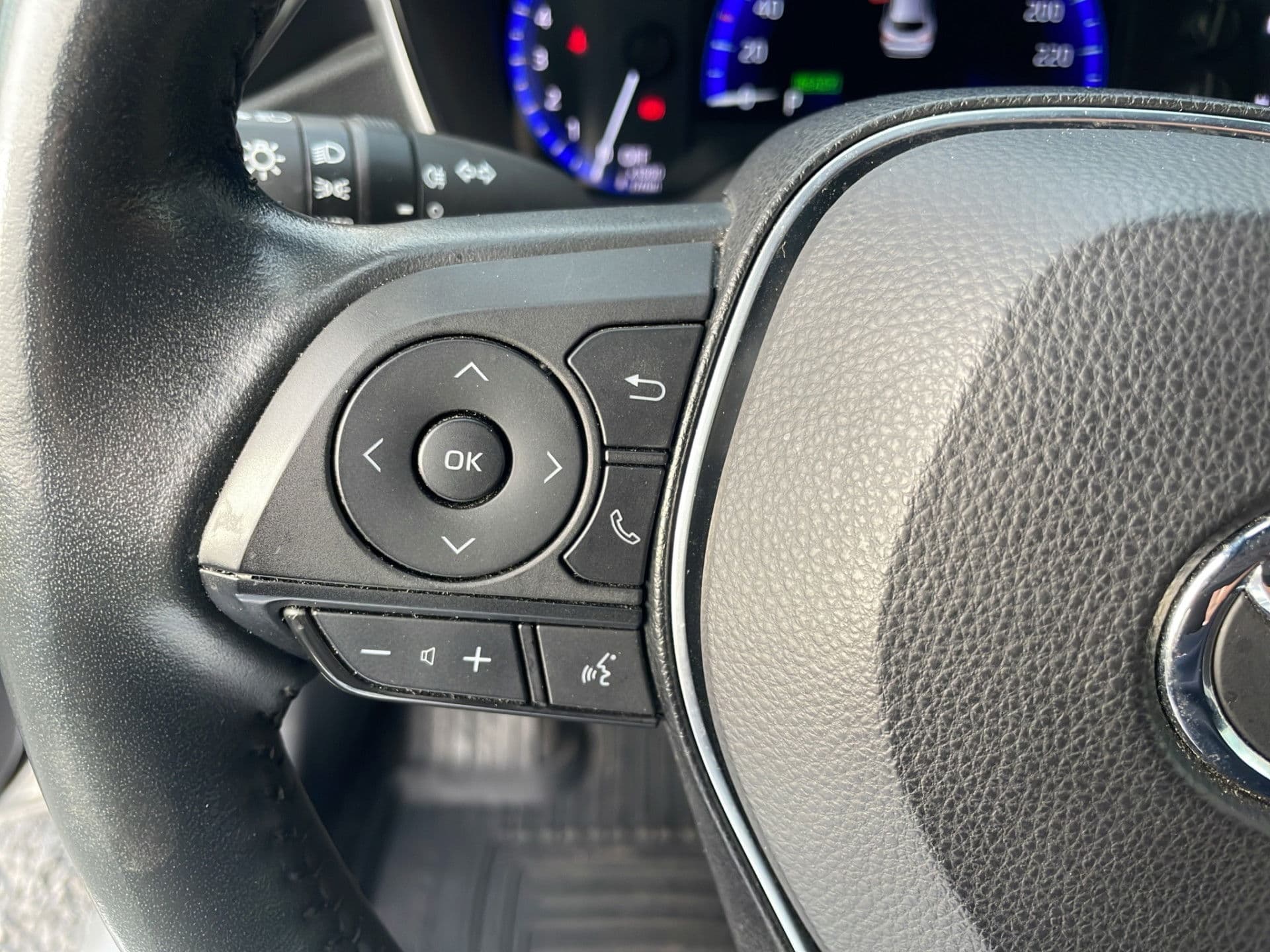 Toyota Corolla Touring Sports 1.8 Hybrid Dynamic | 10jr garantie | HUD | Camera | Carplay | Navi thumbnail 14