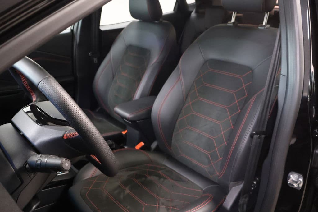 Ford Puma 1.0 EcoBoost Hybride ST-Line X | 155pk | Pano | Trekhaak thumbnail 9