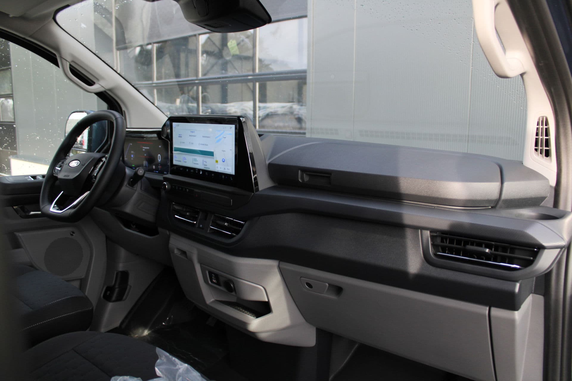 Ford E-Transit Custom 340 L2H1 Limited 65 kWh 218pk - 2x Schuif - LED - 360 Camera - B&O - ACC - Navi - Stoel/Stuurverwarming - Rijklaar thumbnail 49