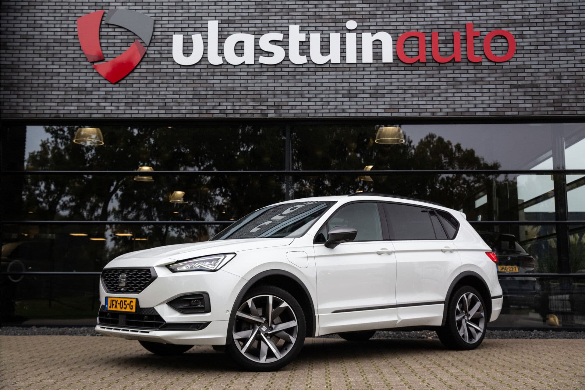 SEAT Tarraco 1.4 TSI e-Hybrid PHEV Xperience Business Intense FR , Adaptive cruise, Panoramadak, Trekhaak,